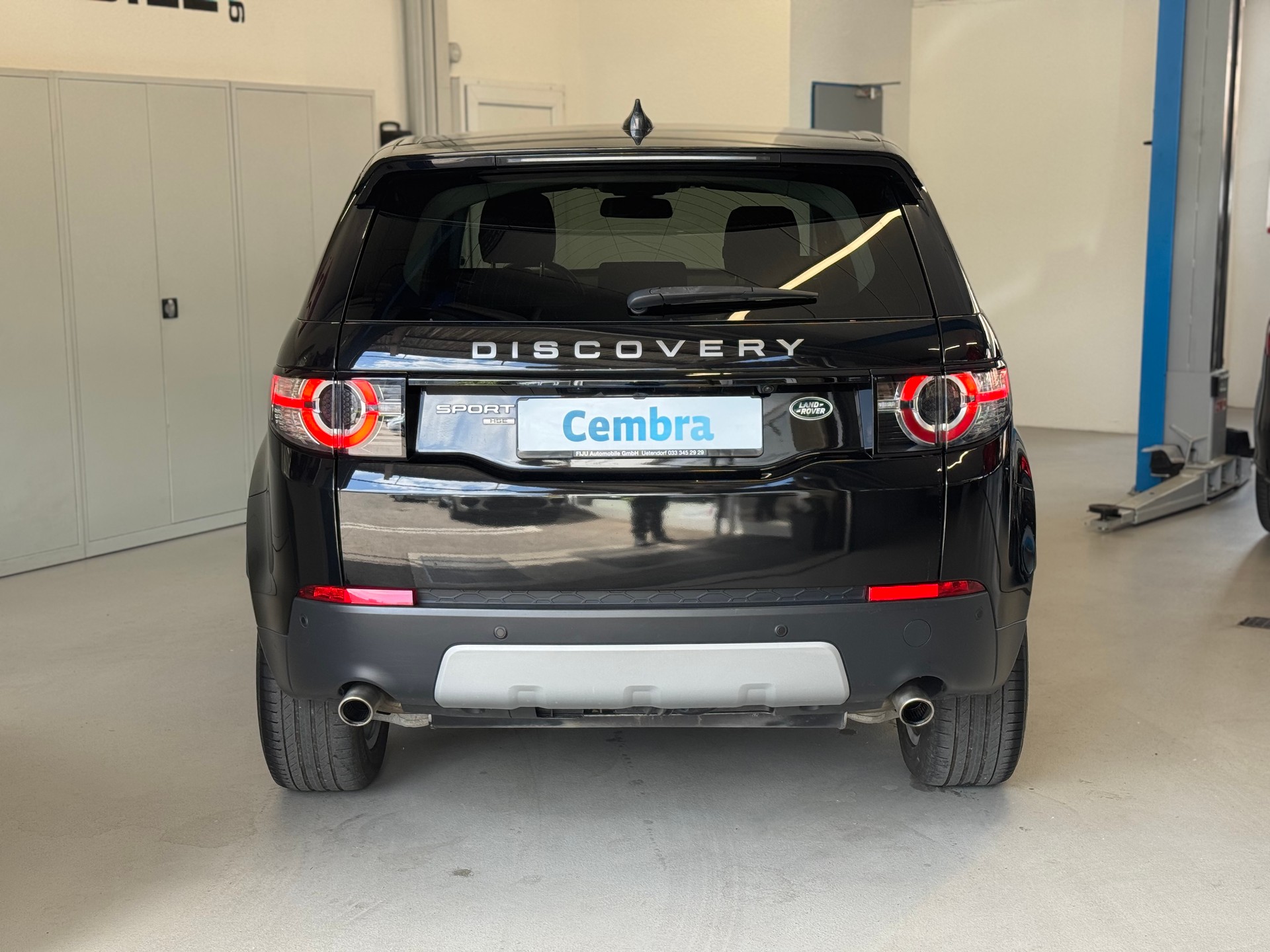 LAND ROVER Discovery Sport 2.0 TD4 HSE AT9-image-4