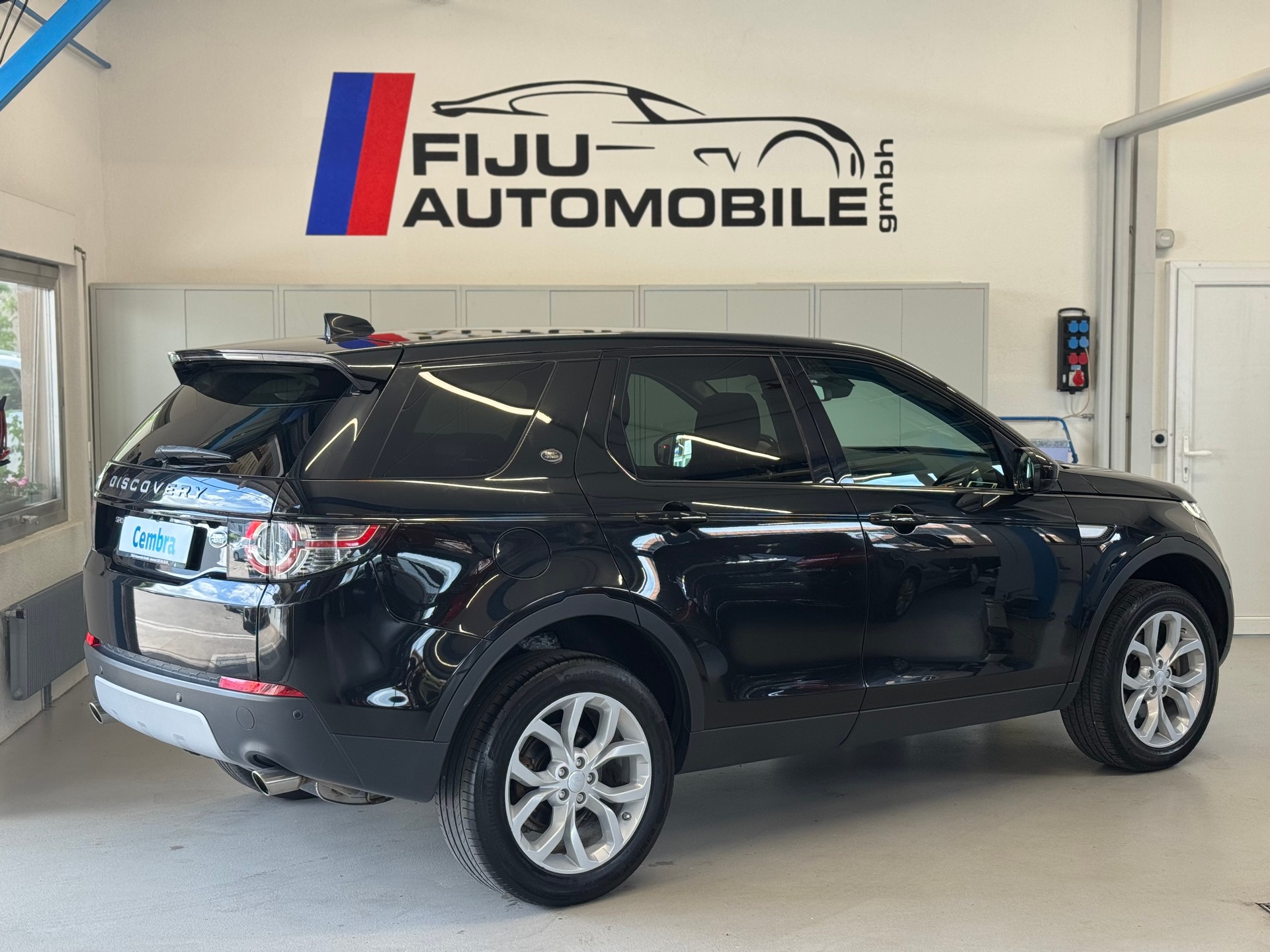 LAND ROVER Discovery Sport 2.0 TD4 HSE AT9-image-3