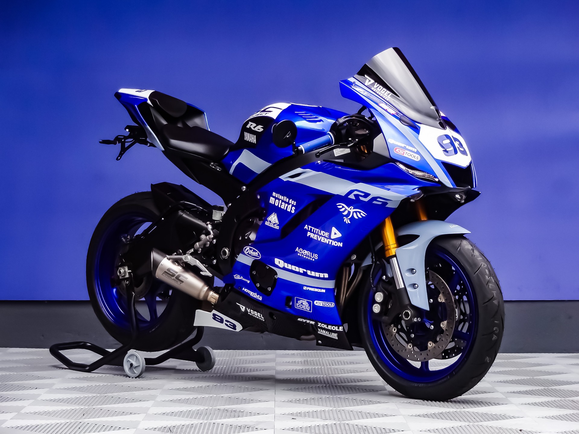 YAMAHA YZF-R6-showroom-element-1