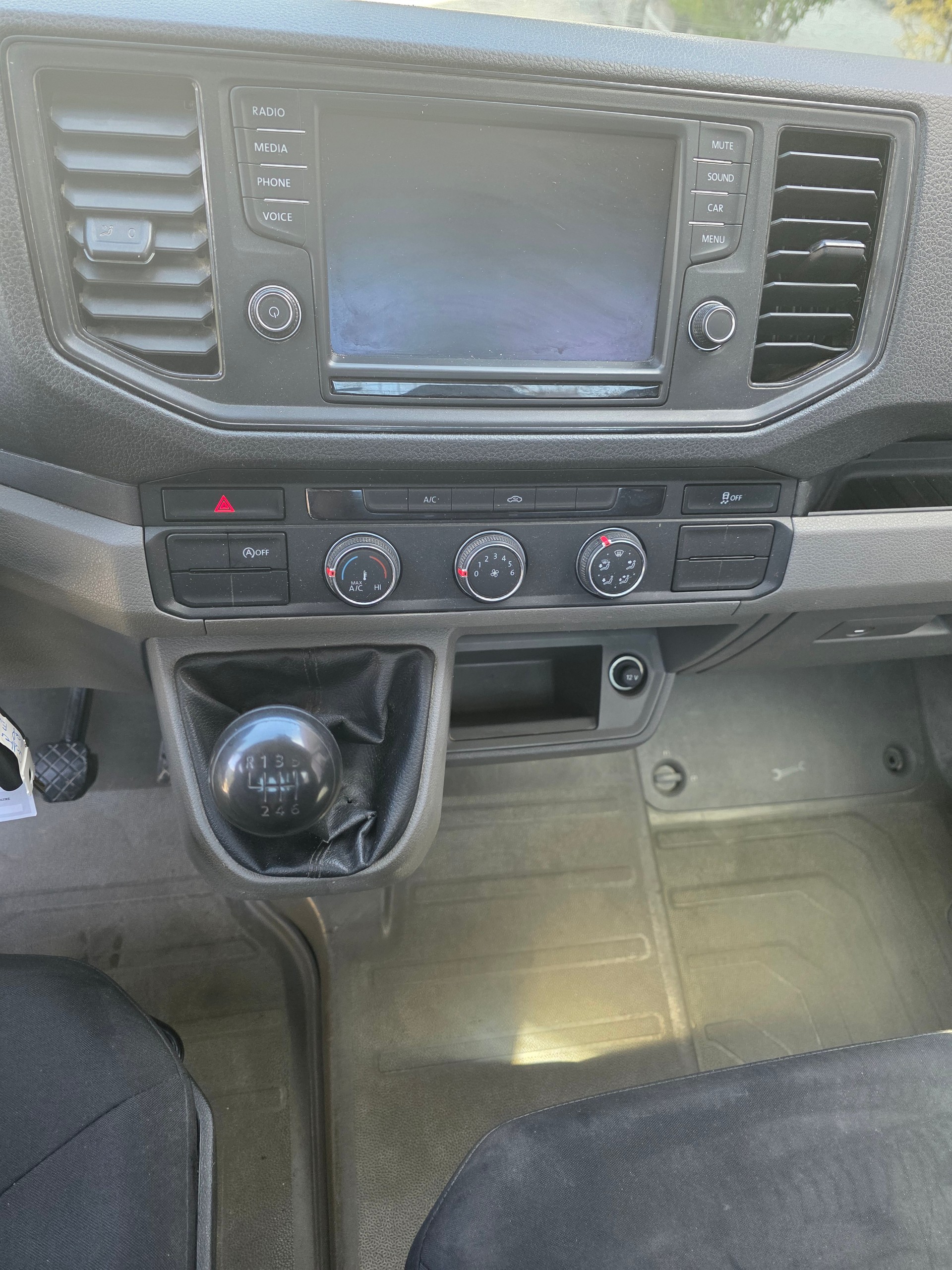 VW Crafter 35 2.0 TDI Entry L4 4Motion-image-13