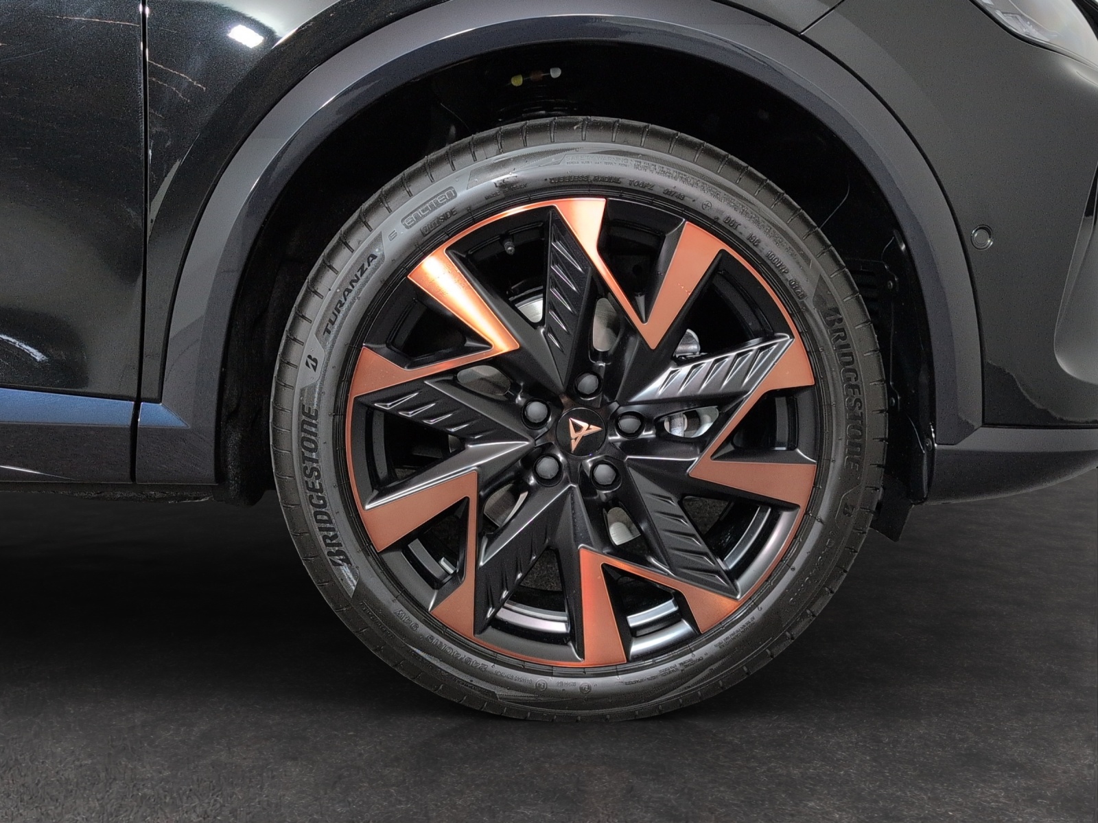 CUPRA Formentor 1.5 e-HYBRID pHEV Prime Edition DSG-image-4