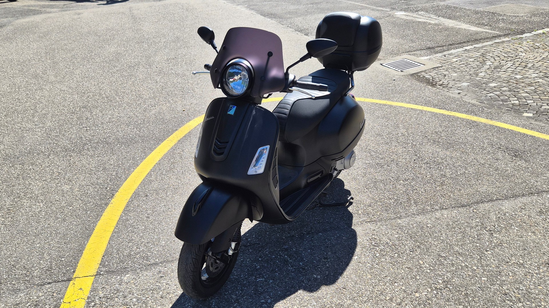 PIAGGIO Vespa GTS 300 Super Notte