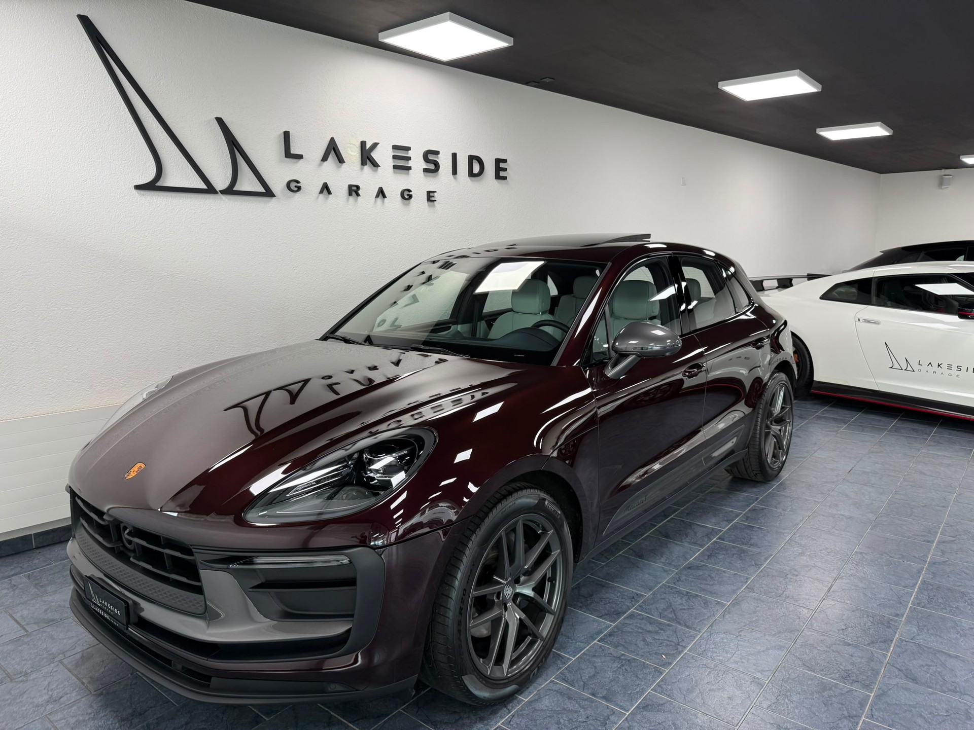 PORSCHE Macan T PDK