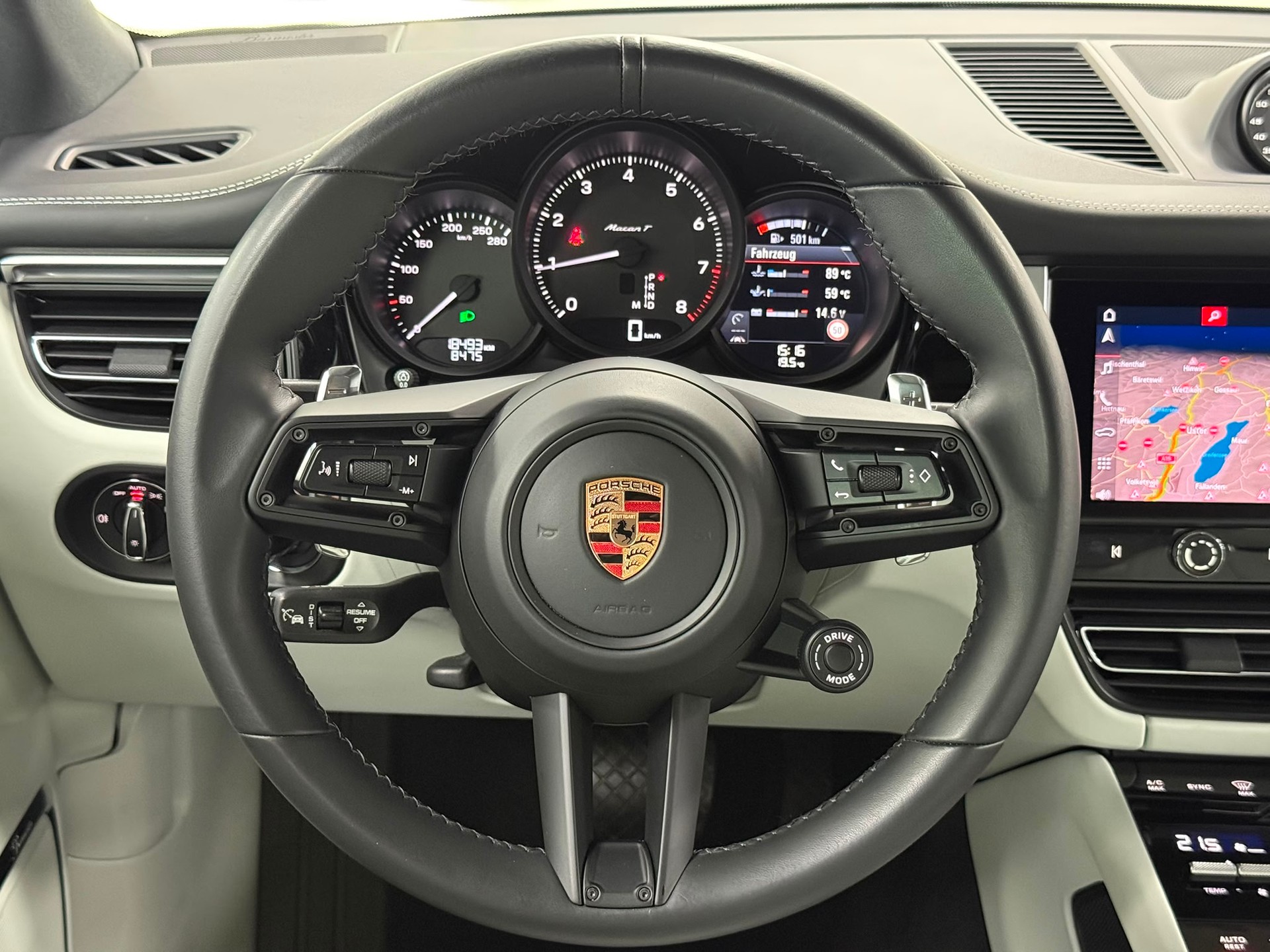 PORSCHE Macan T PDK-image-16