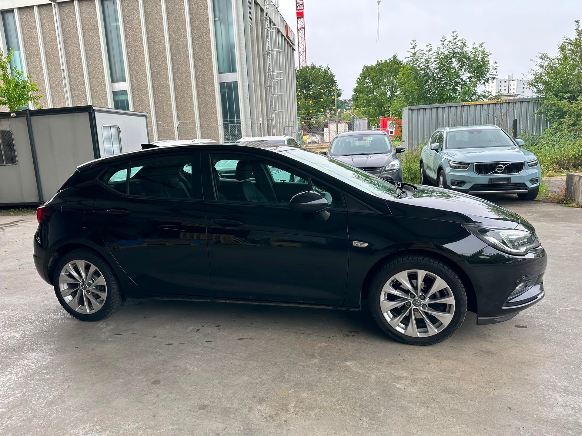 OPEL Astra 1.4i Turbo Enjoy Automatic-image-3