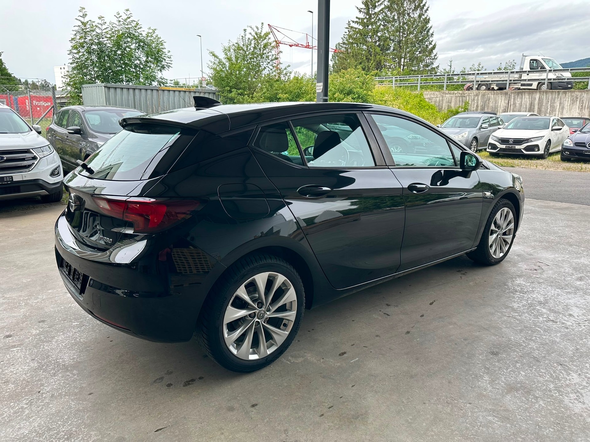 OPEL Astra 1.4i Turbo Enjoy Automatic-image-5