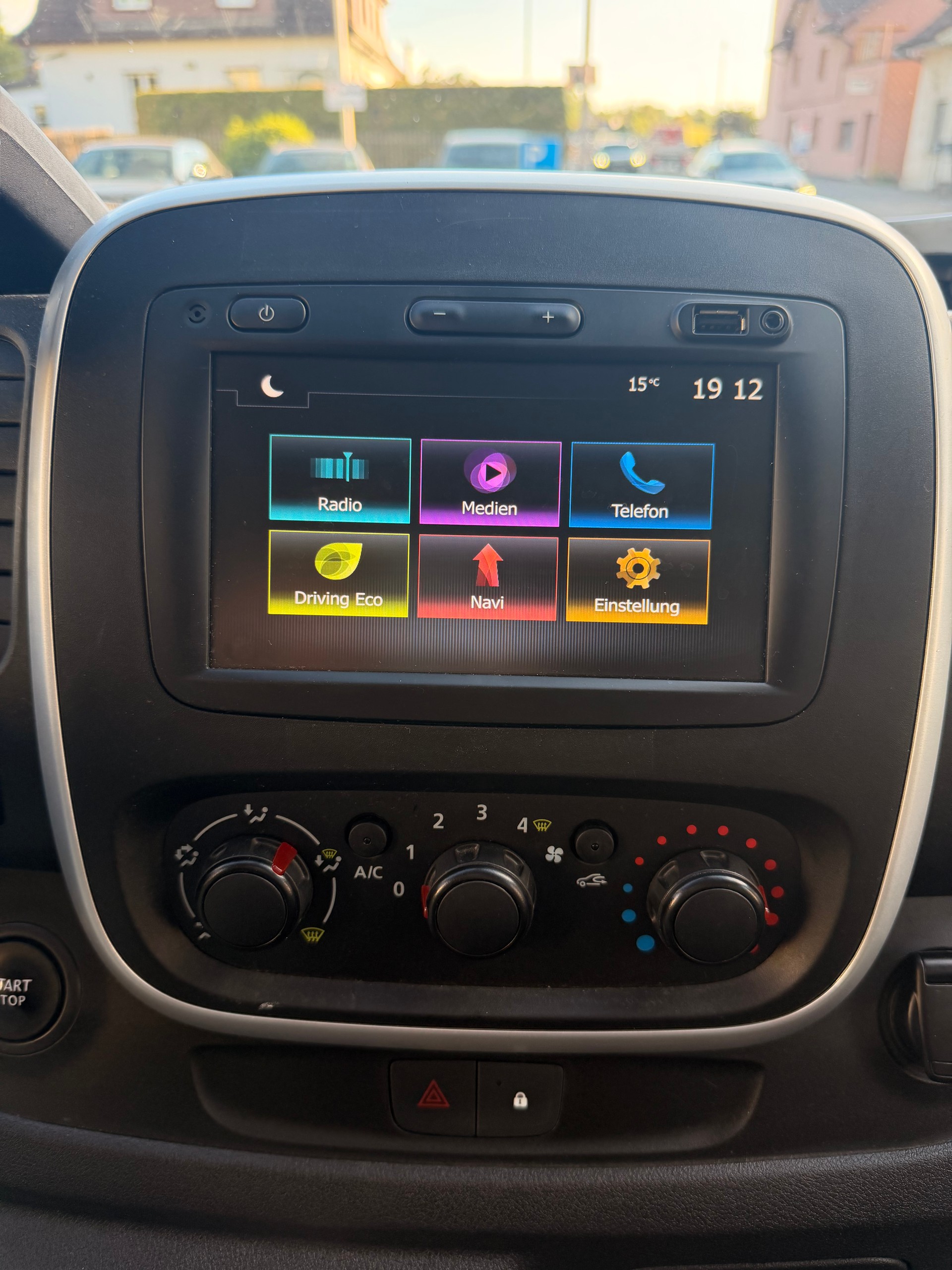 NISSAN NV300 dCi 145 2.9 L1H1 Comfort-image-26