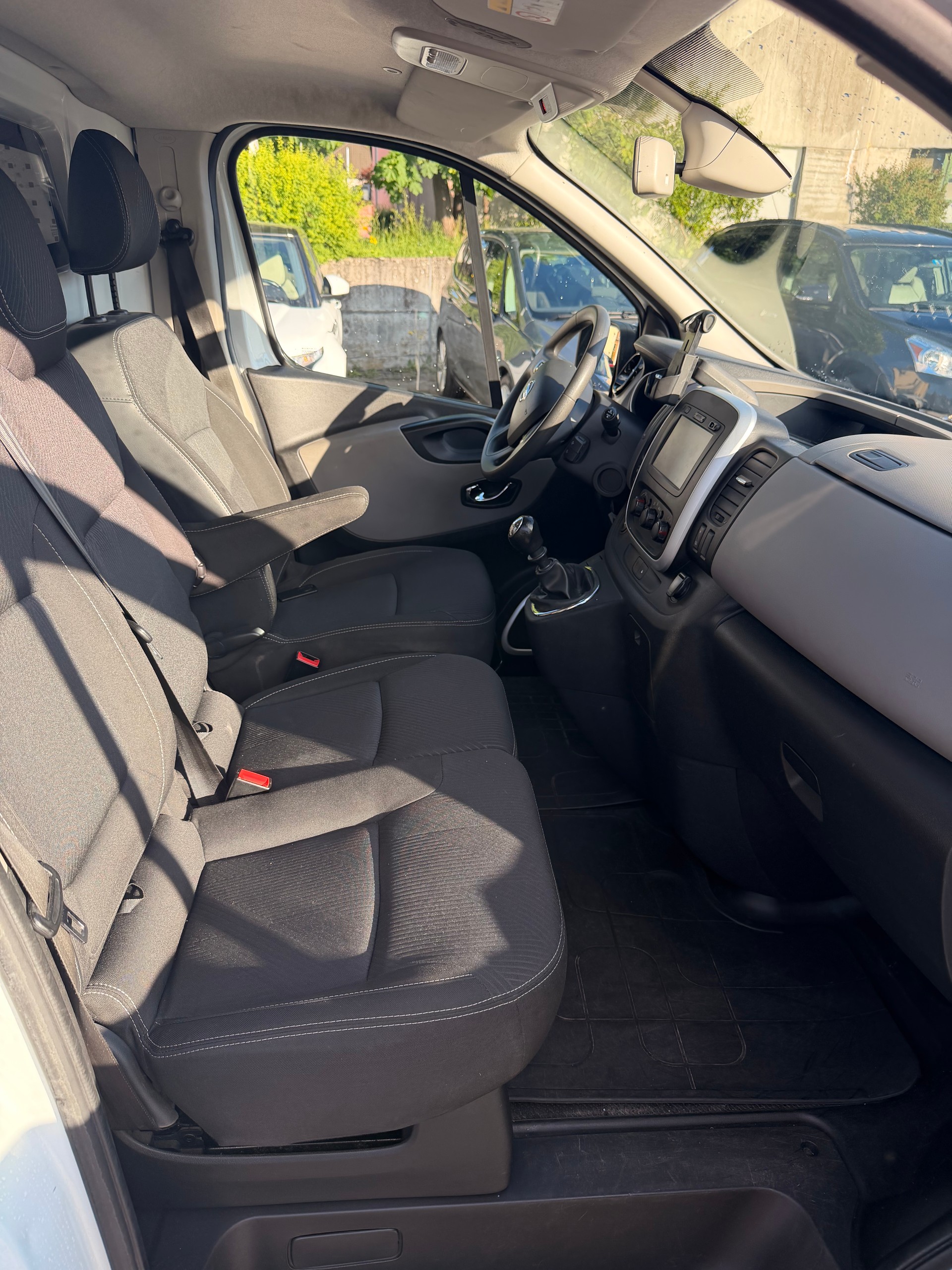 NISSAN NV300 dCi 145 2.9 L1H1 Comfort-image-27