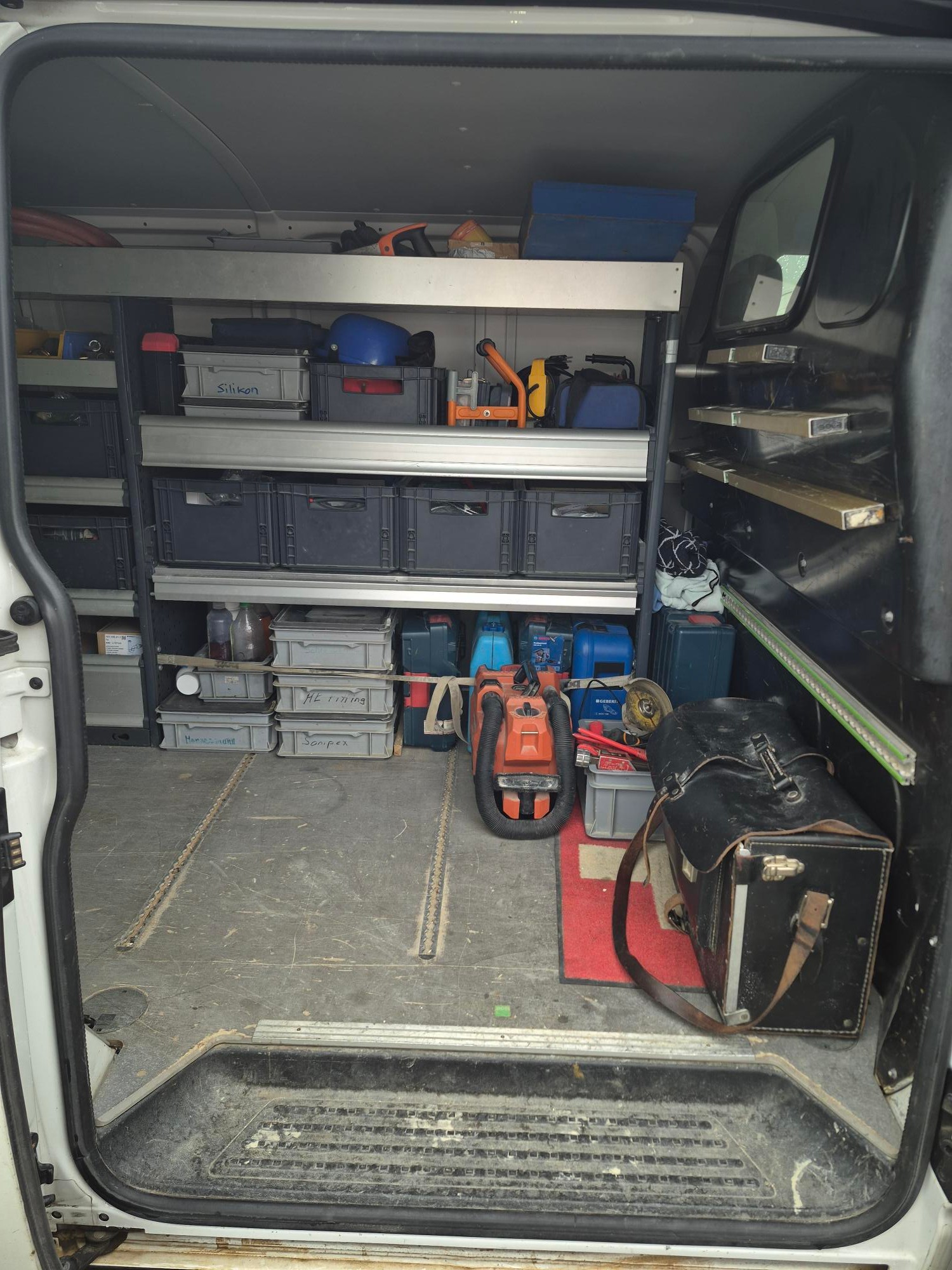 VW 2.0 TDI 102 Langer Radstand 3000 KG-image-3