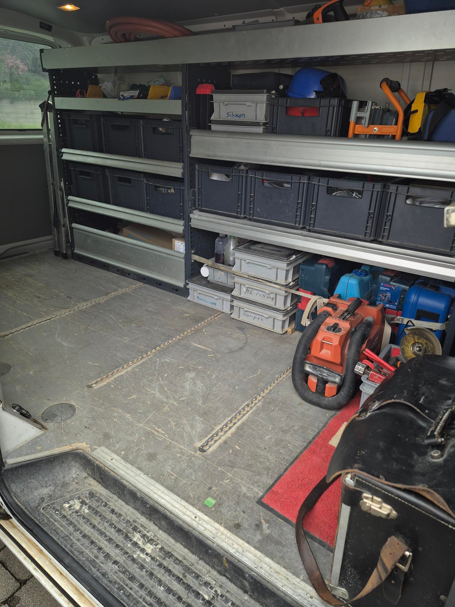 VW 2.0 TDI 102 Langer Radstand 3000 KG-image-2