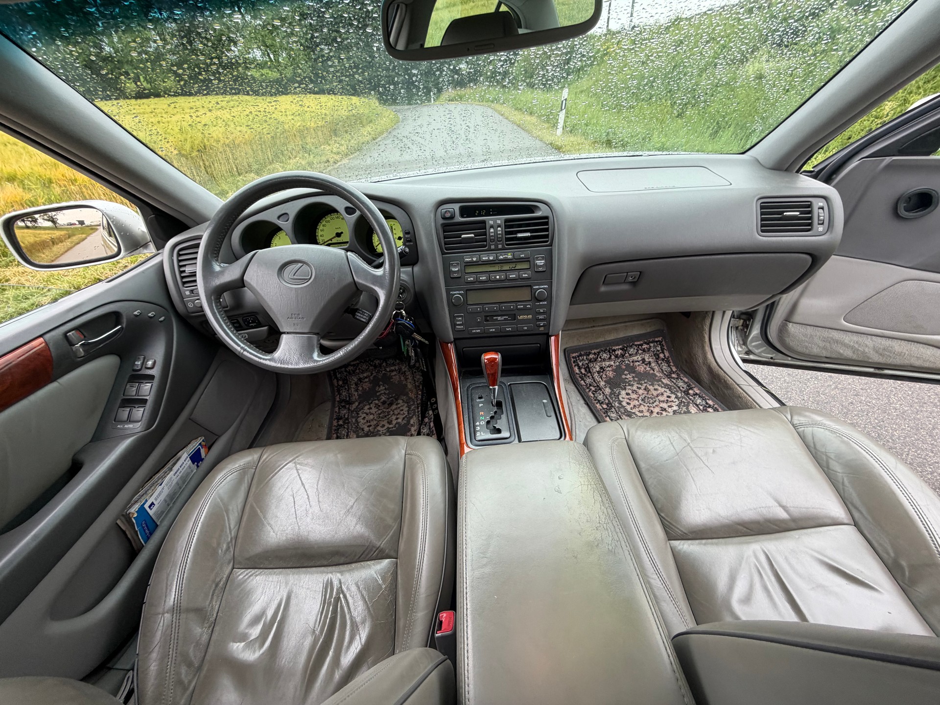LEXUS GS 300 Automatic-image-5