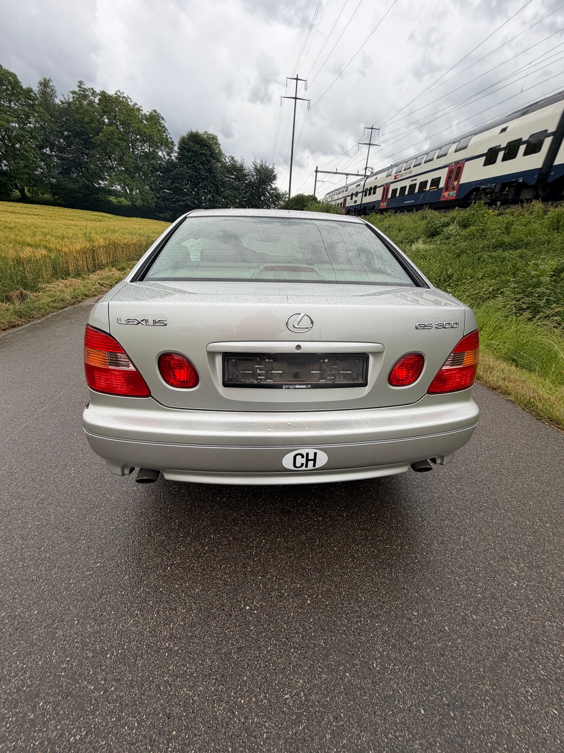 LEXUS GS 300 Automatic-image-2