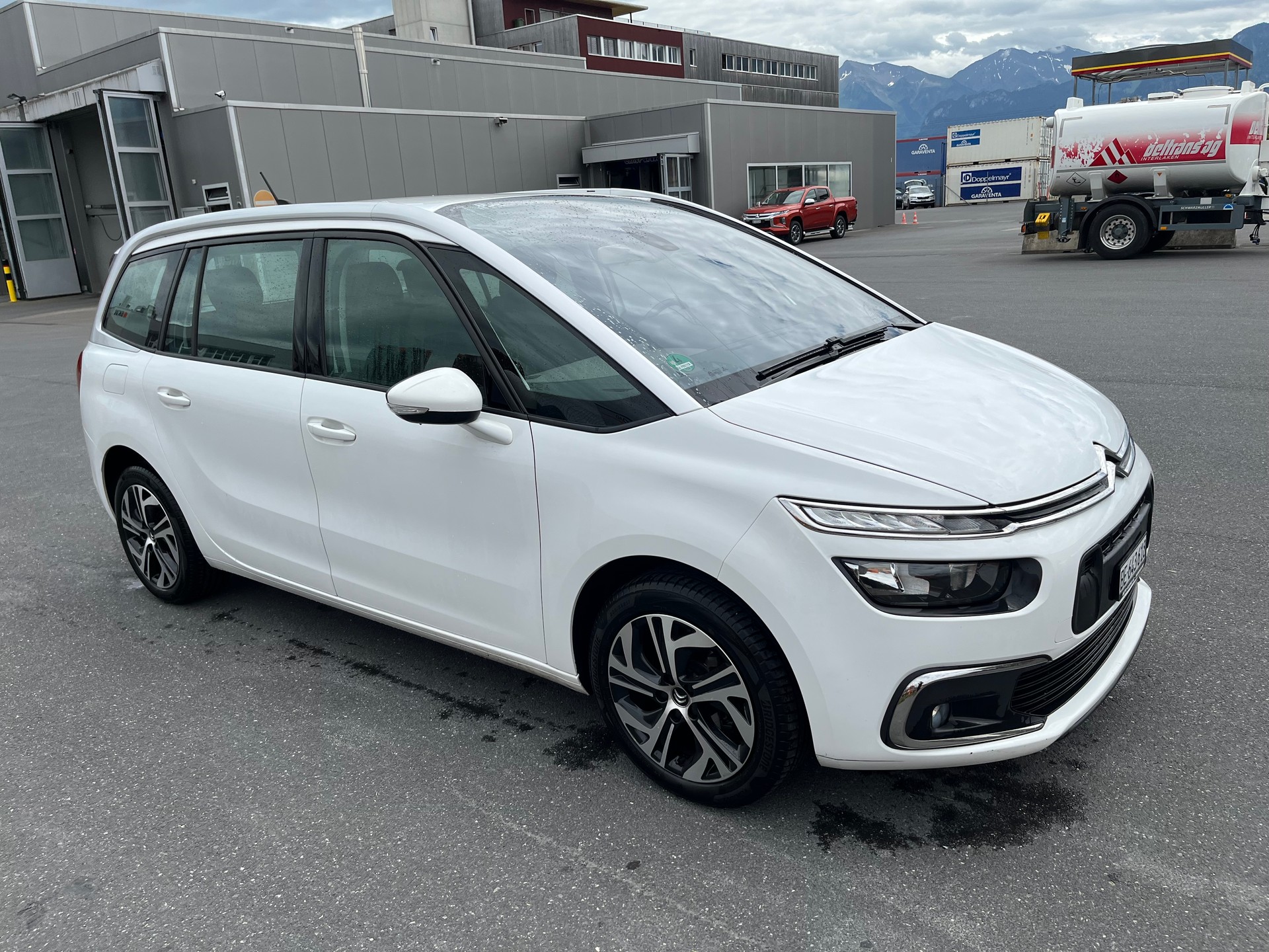 CITROEN Grand C4 Picasso 1.6 BlueHDi Feel-image-1