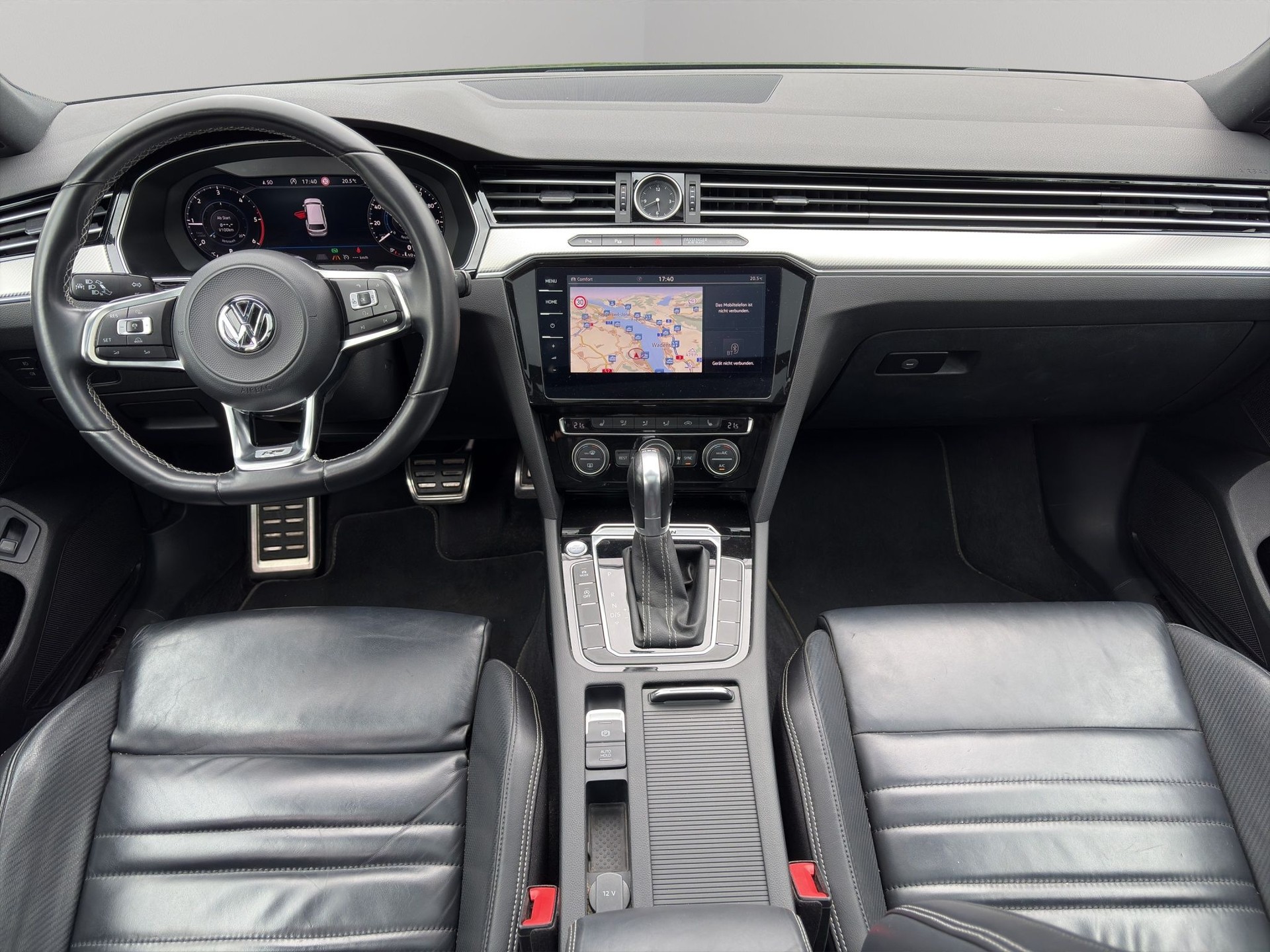 VW Passat Variant 2.0 TDI BMT Sport DSG 4Motion-image-6