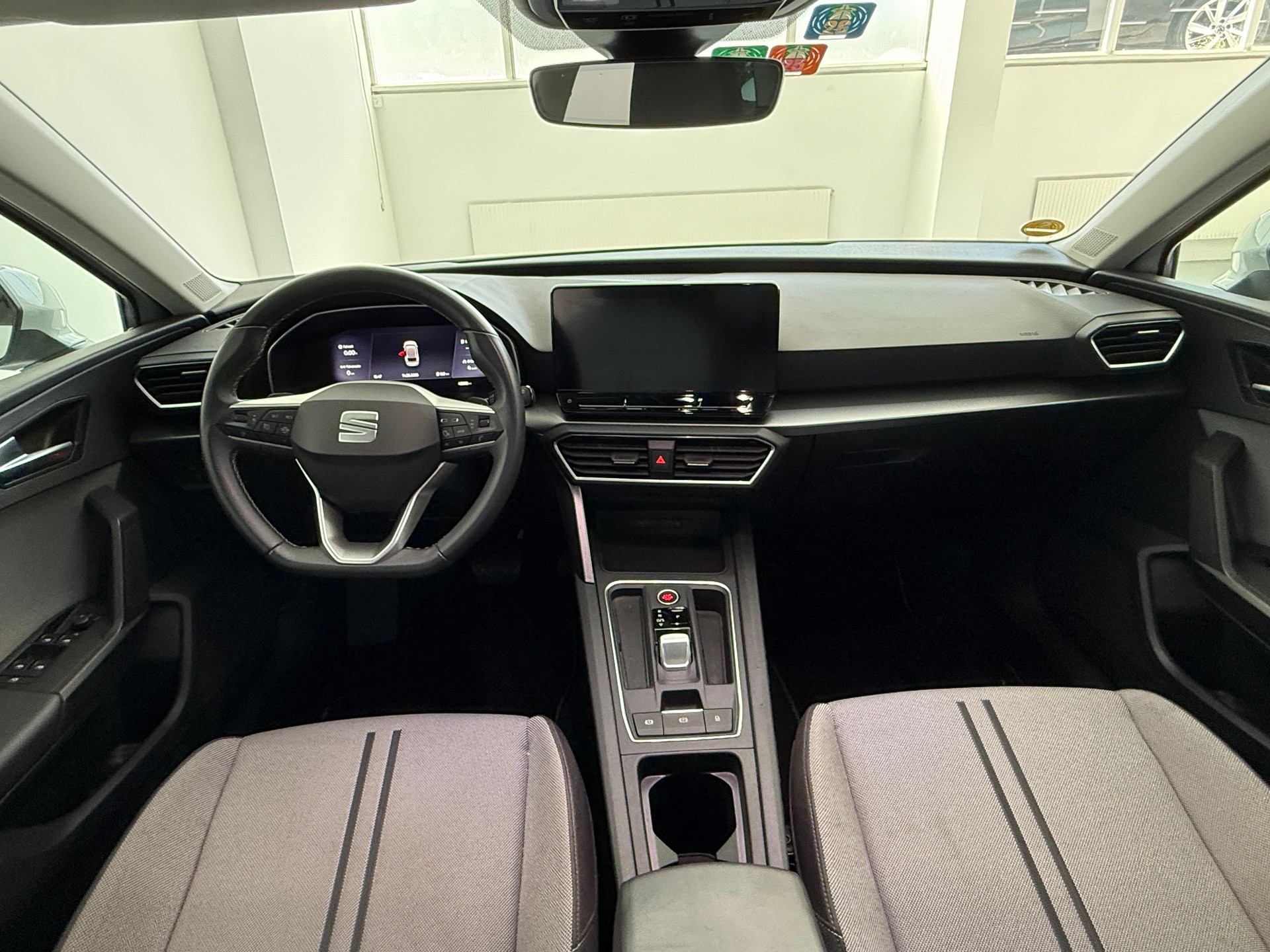 SEAT Leon ST 2.0 TDI EVO DSG Style-image-8