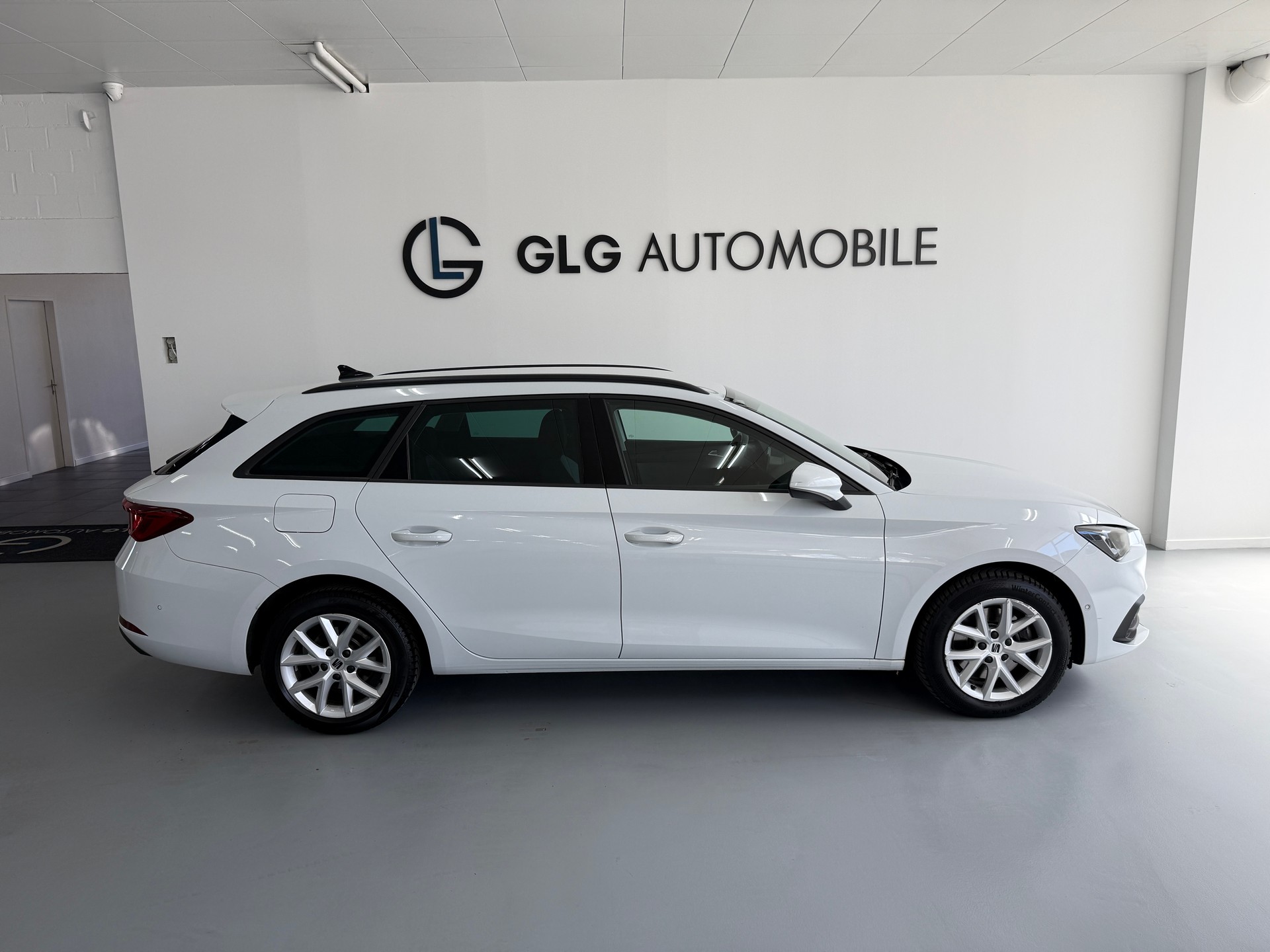 SEAT Leon ST 2.0 TDI EVO DSG Style-image-4