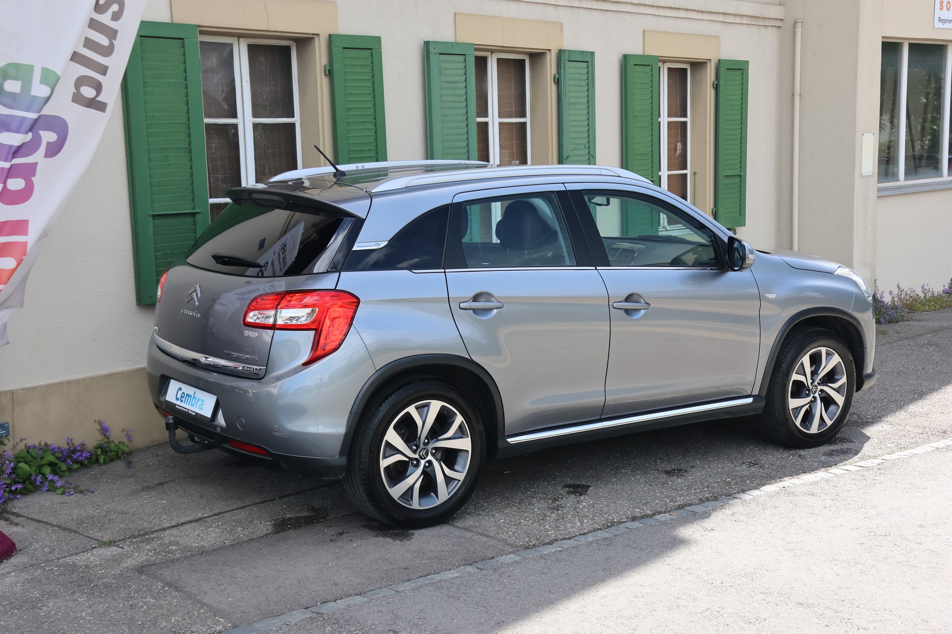 CITROEN C4 Aircross 1.6 HDi Exclusive 4WD-image-5