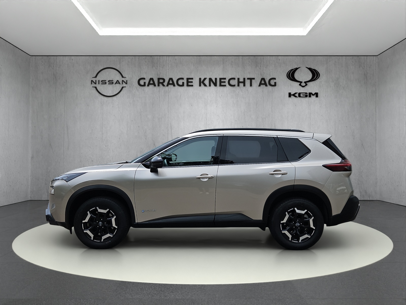NISSAN X-Trail 1.5 VC-T N-Trek e-4orce-image-4