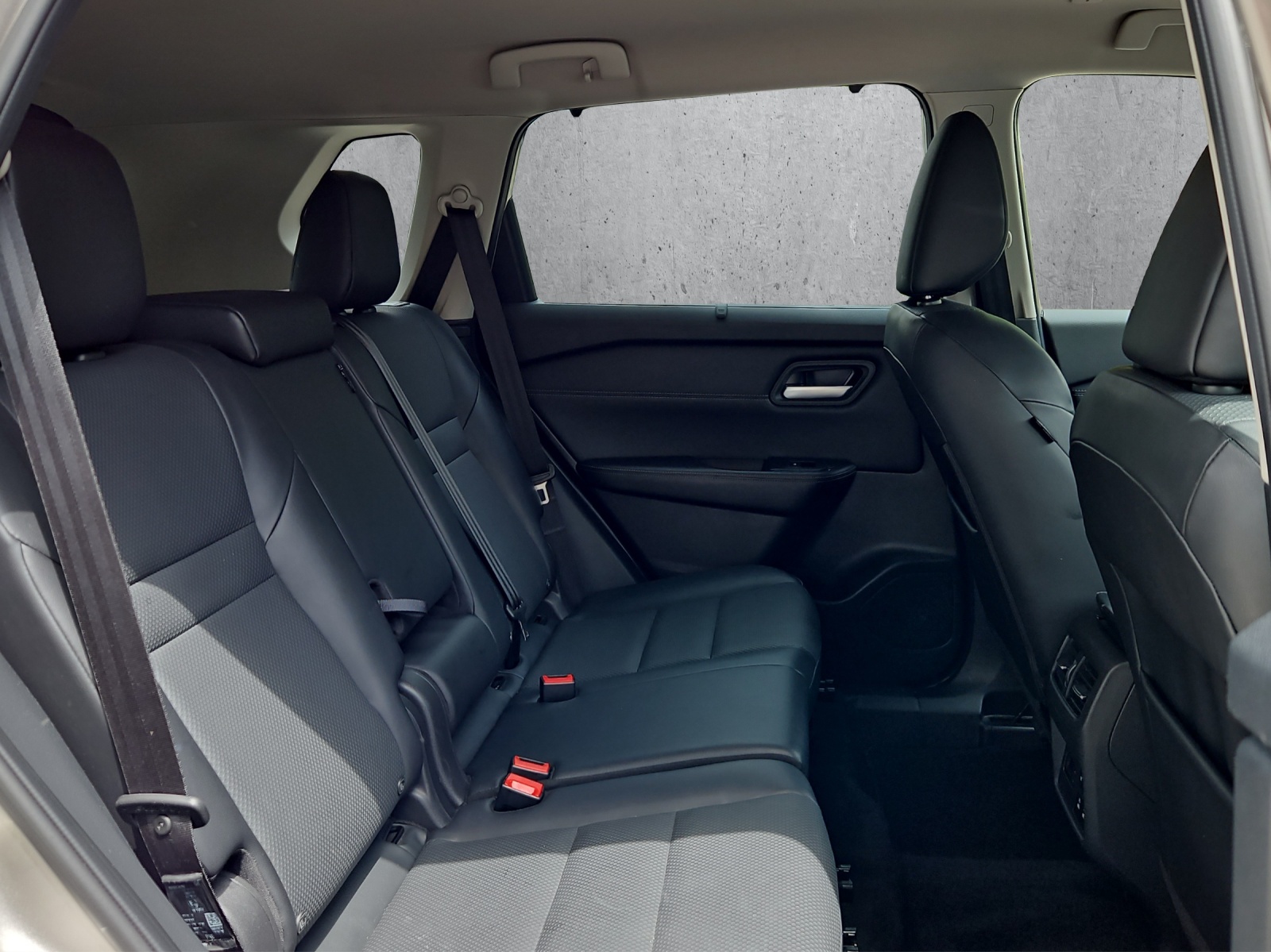 NISSAN X-Trail 1.5 VC-T N-Trek e-4orce-image-10