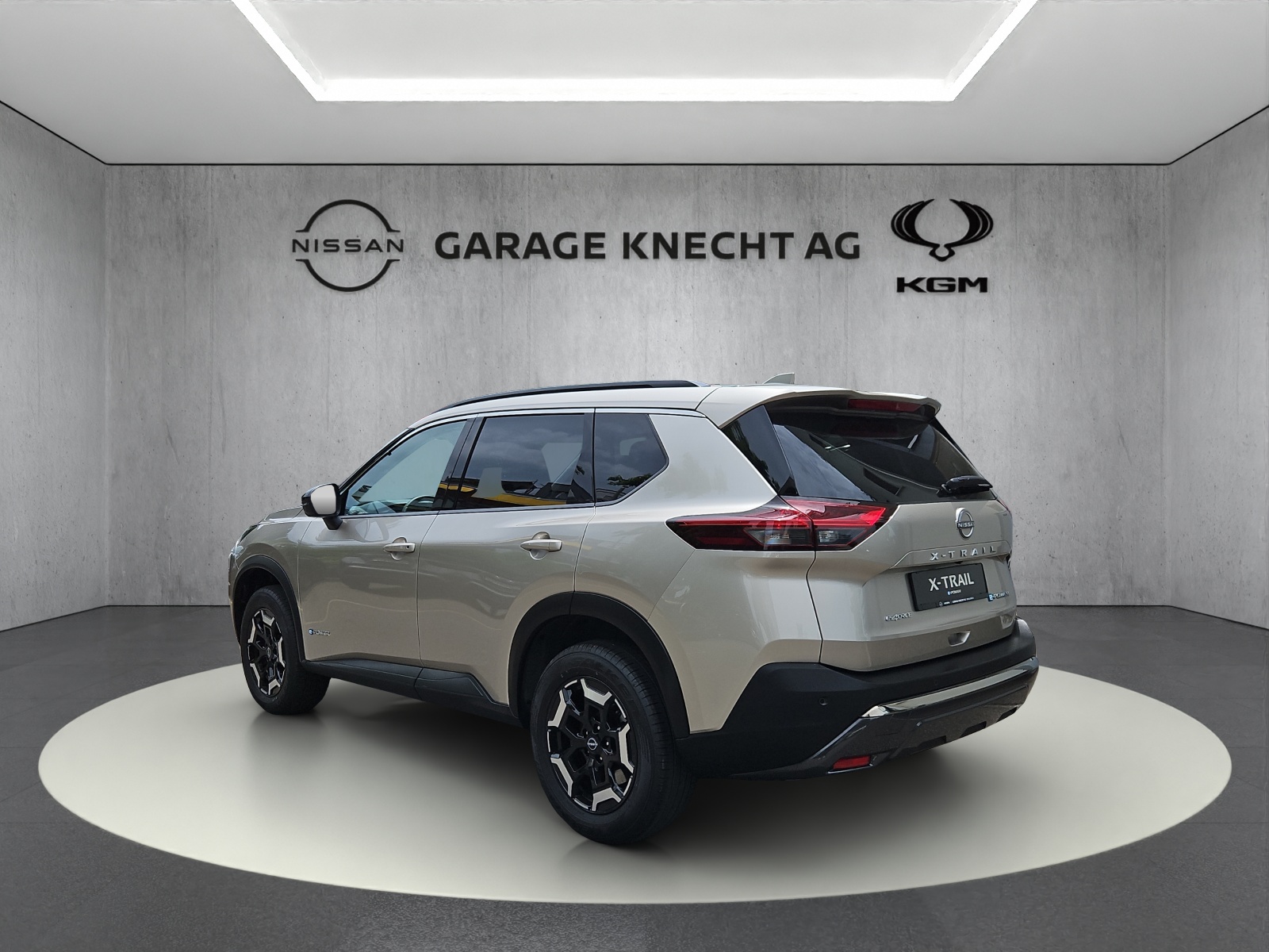 NISSAN X-Trail 1.5 VC-T N-Trek e-4orce-image-5