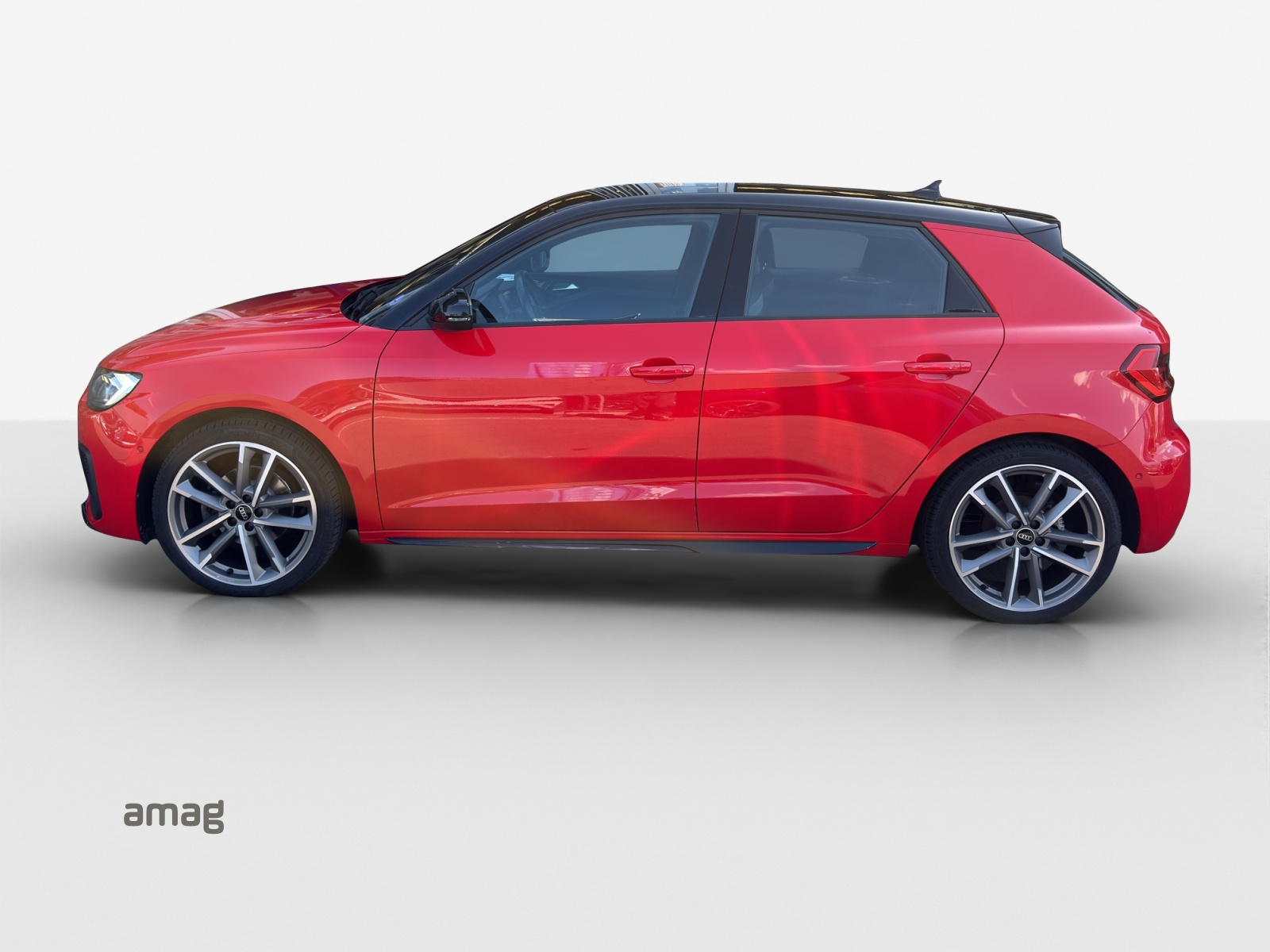 AUDI A1 Sportback 30 TFSI Attraction S-tronic-image-1