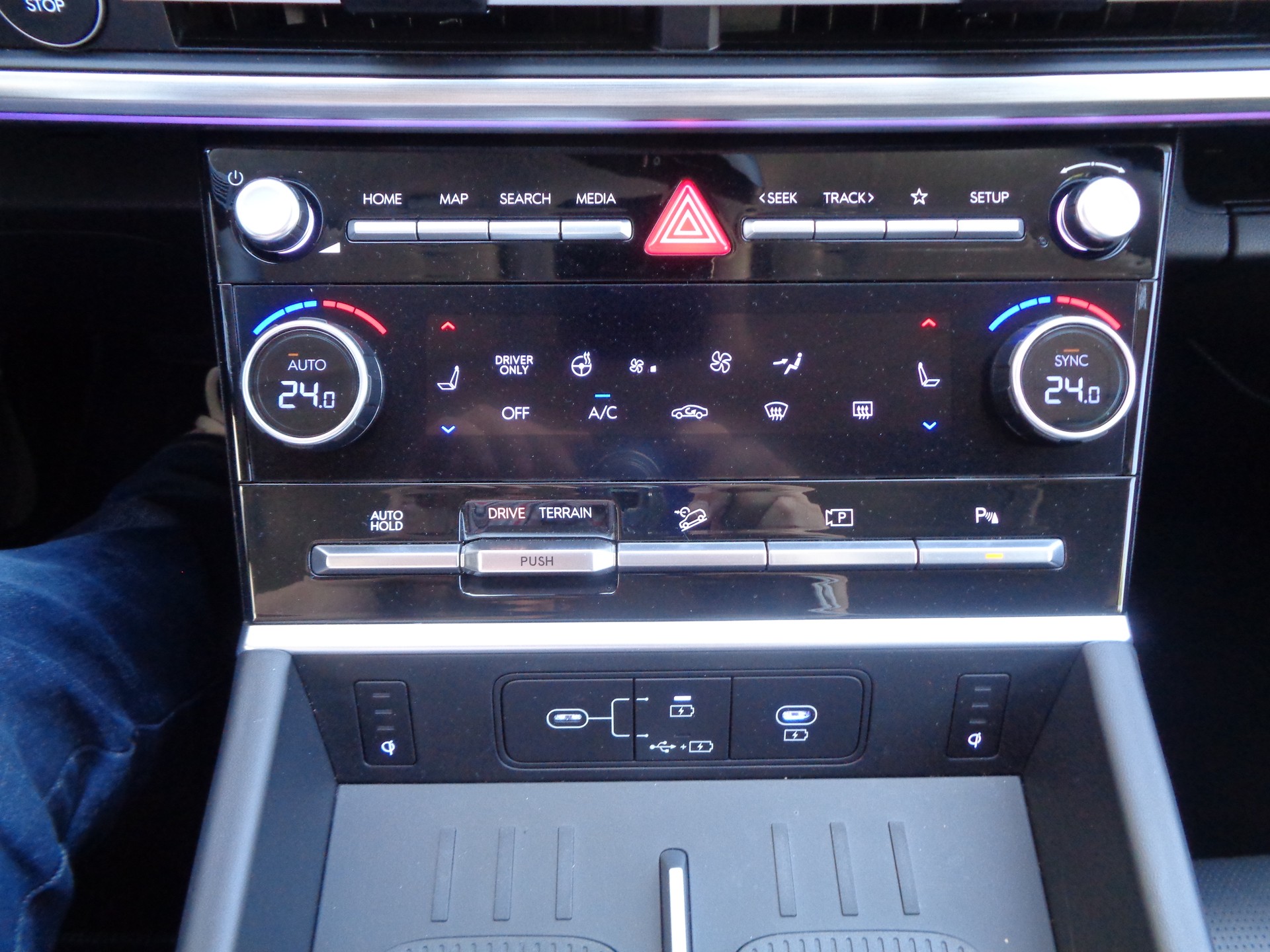 HYUNDAI Santa Fe 1.6 T-GDi HEV Vertex 4WD Automatic-image-21