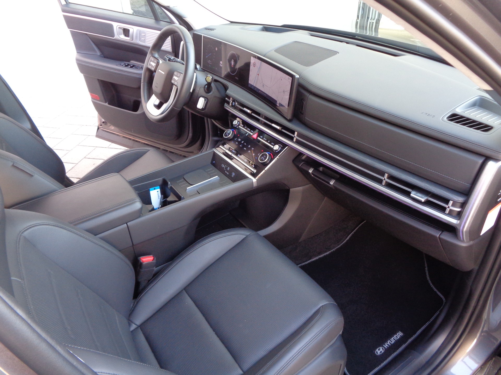 HYUNDAI Santa Fe 1.6 T-GDi HEV Vertex 4WD Automatic-image-11