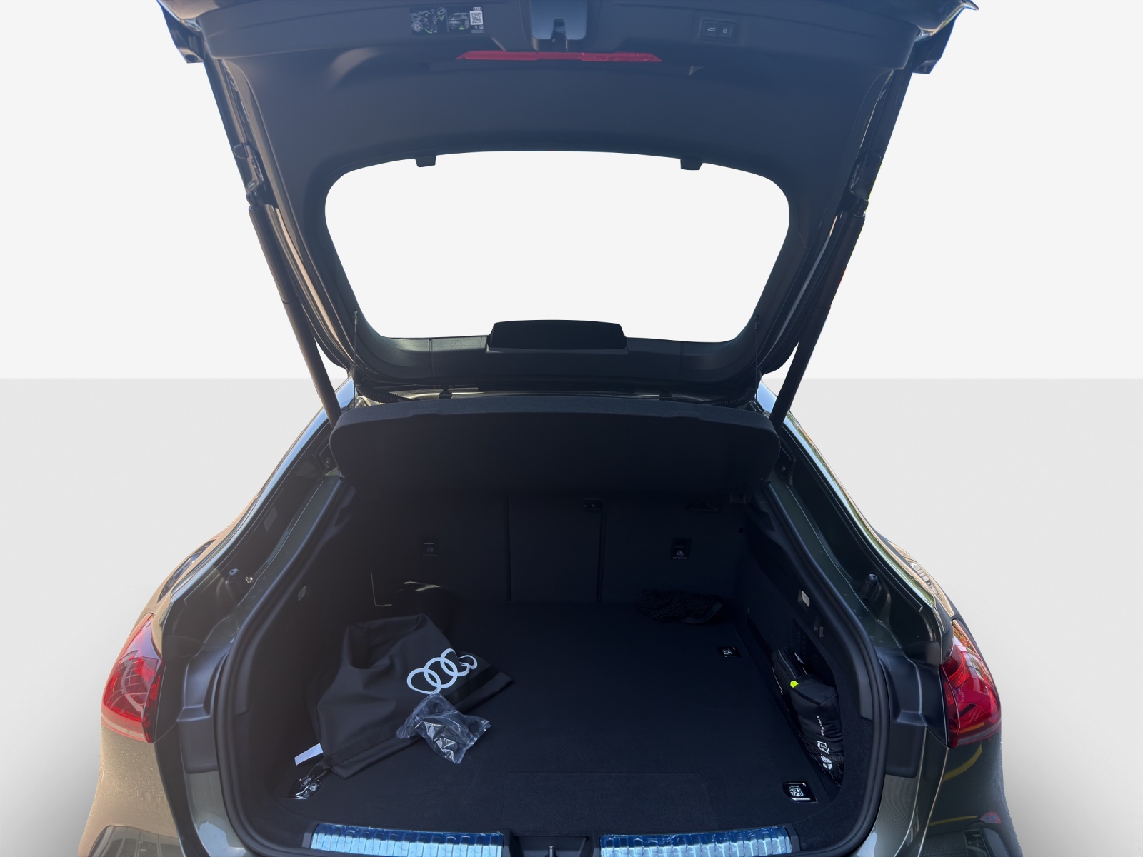 AUDI RS 5 Limousine TFSI 470 kW Tiptronic quattro-image-12