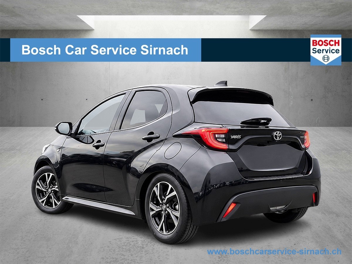 TOYOTA Yaris 1.5 Comfort e-CVT VVTi-HSD SPORT-image-9
