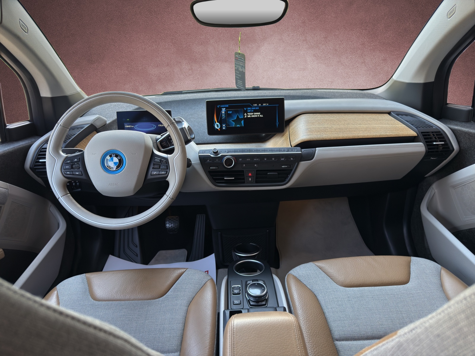 BMW i3 (60Ah)-image-8