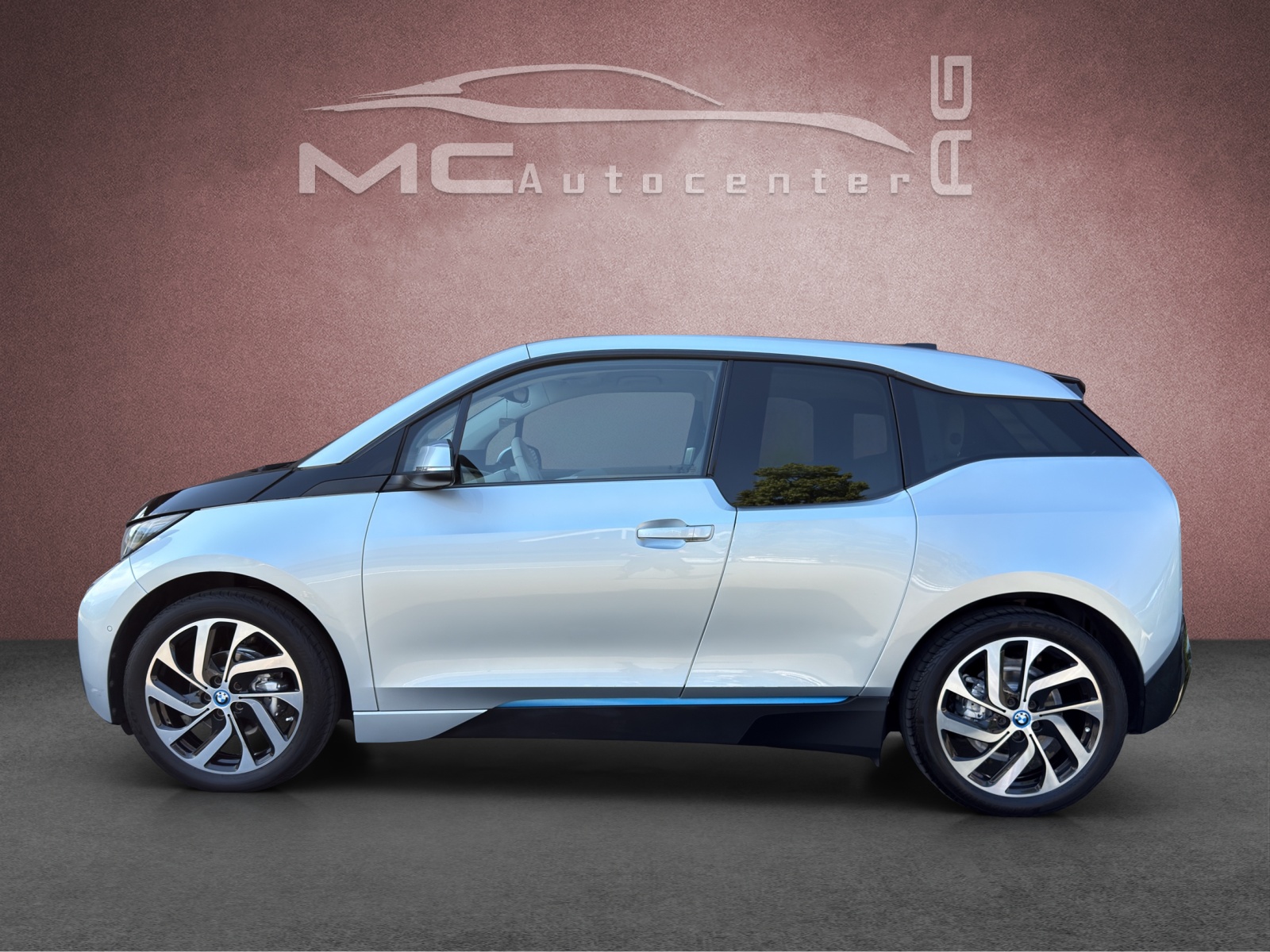 BMW i3 (60Ah)-image-1