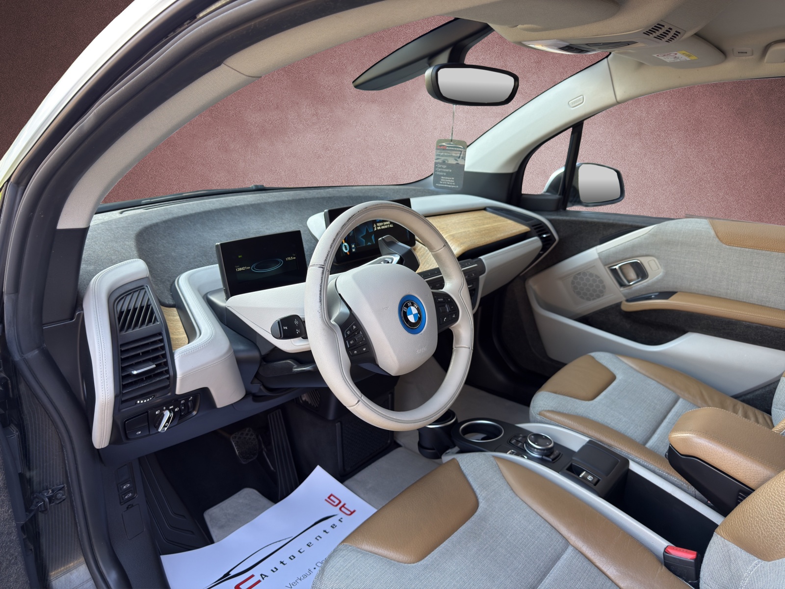 BMW i3 (60Ah)-image-6