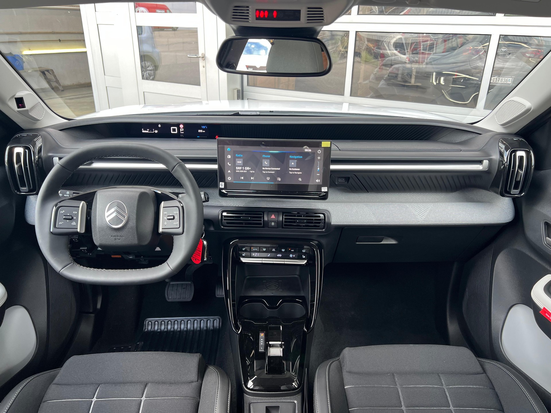 CITROEN C3 1.2 Hybrid Edition Tricolore-image-14