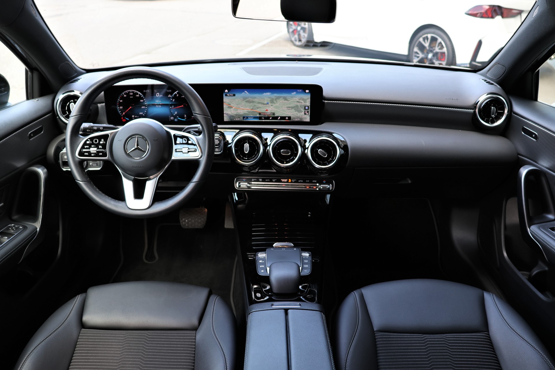 MERCEDES-BENZ A 180 Night Star 7G-DCT (CH)-image-14