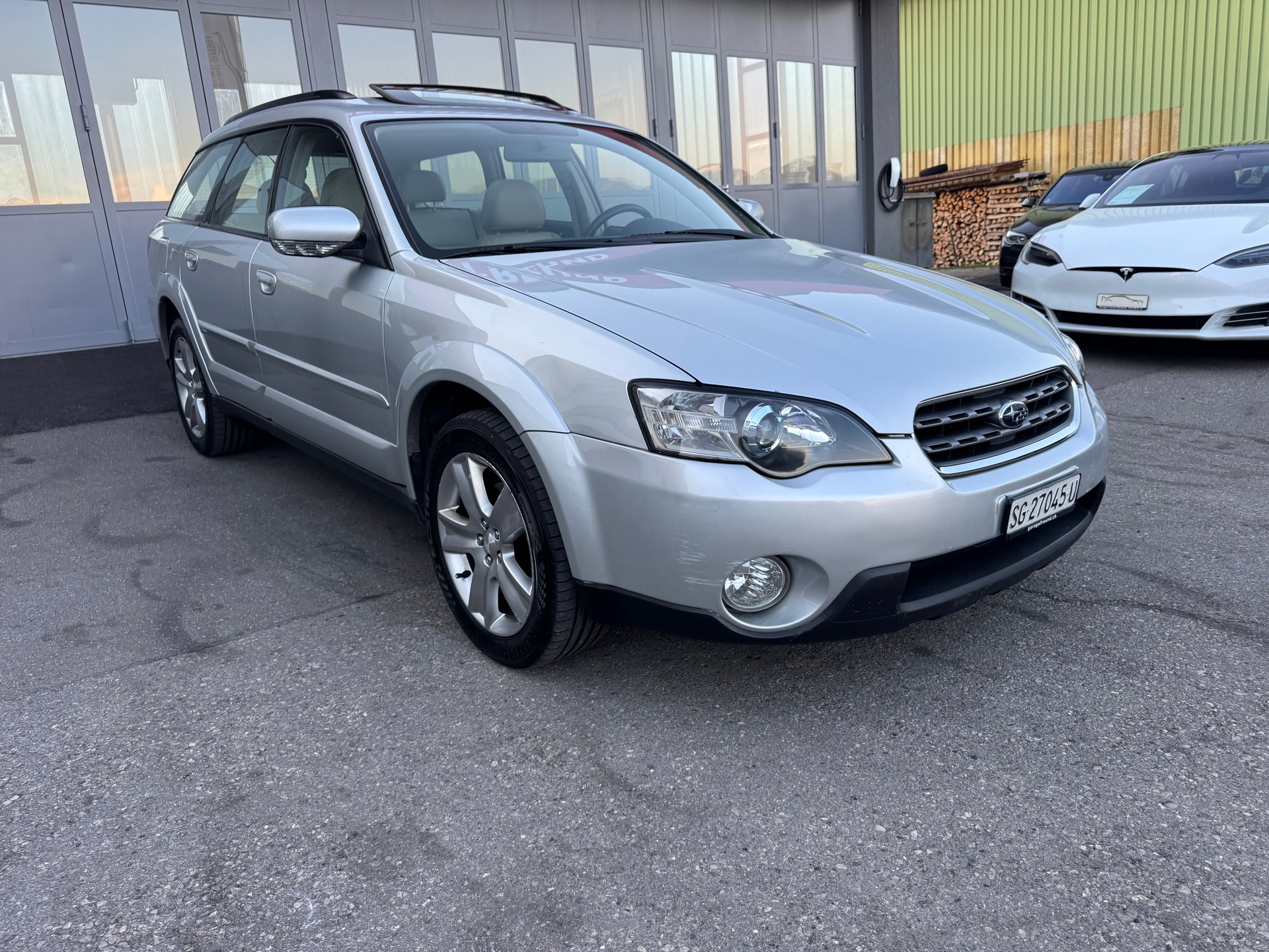 SUBARU Outback 3.0R AWD H6 Automatic-image-1