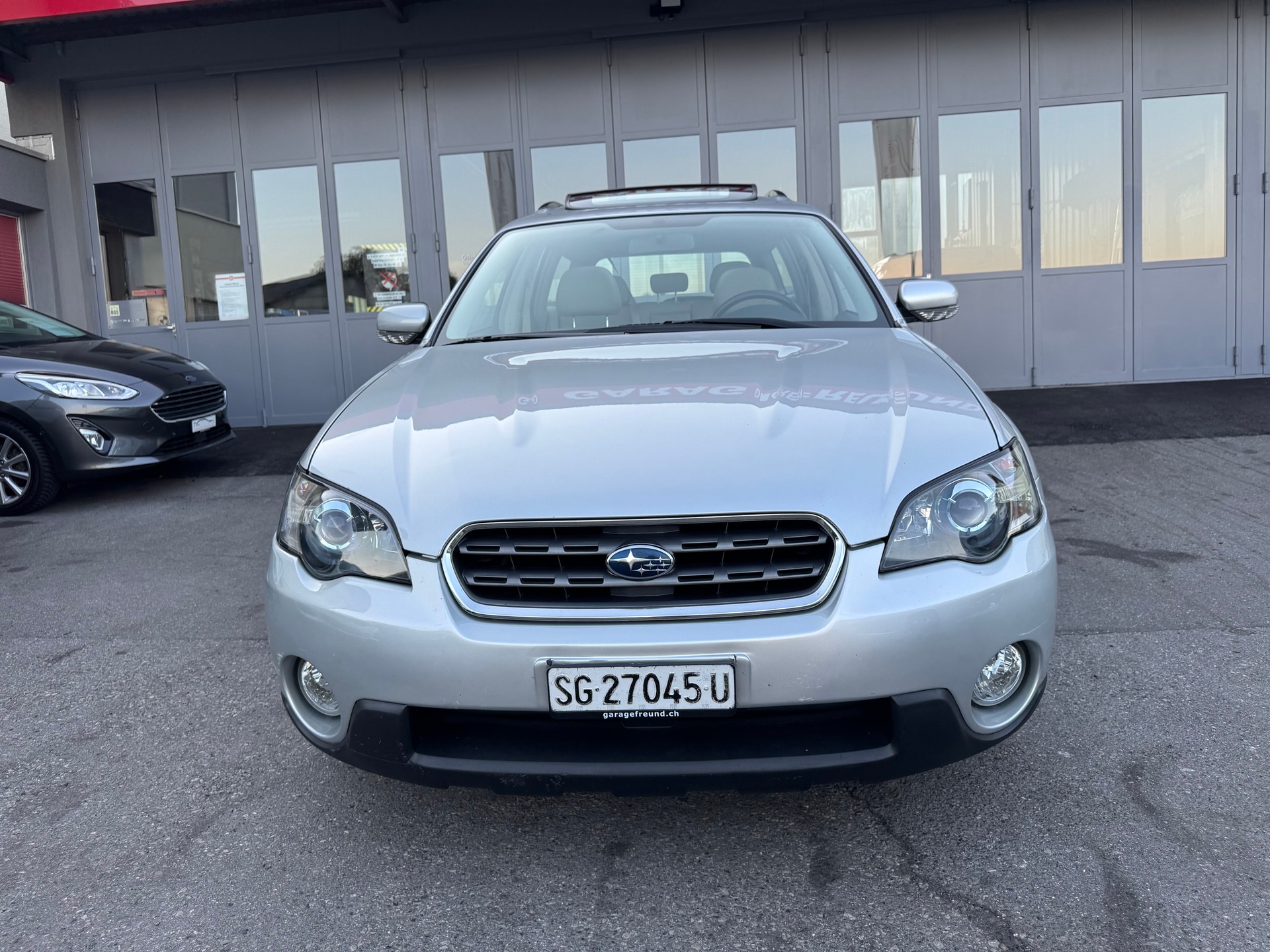 SUBARU Outback 3.0R AWD H6 Automatic-image-2
