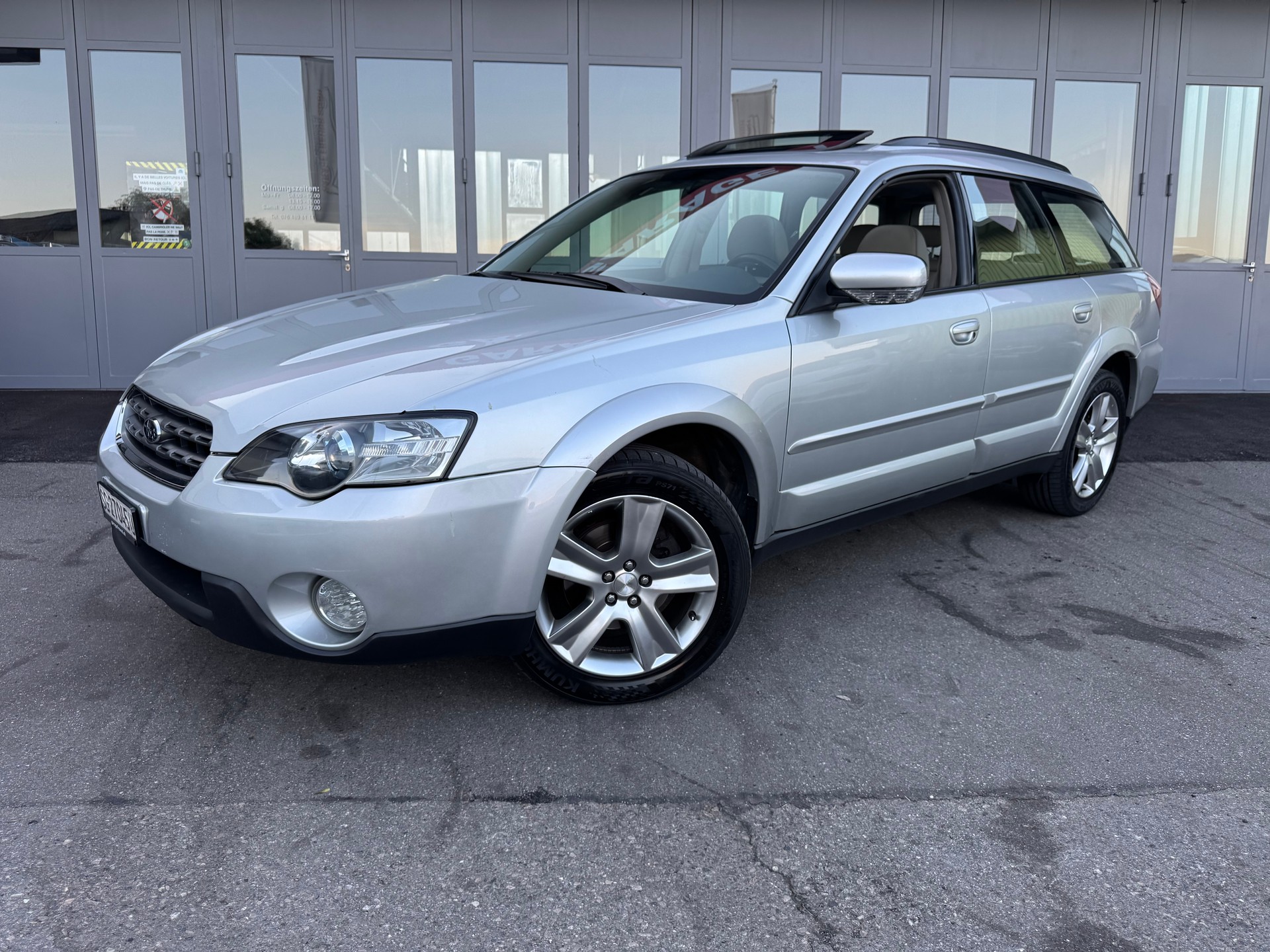 SUBARU Outback 3.0R AWD H6 Automatic-image-0
