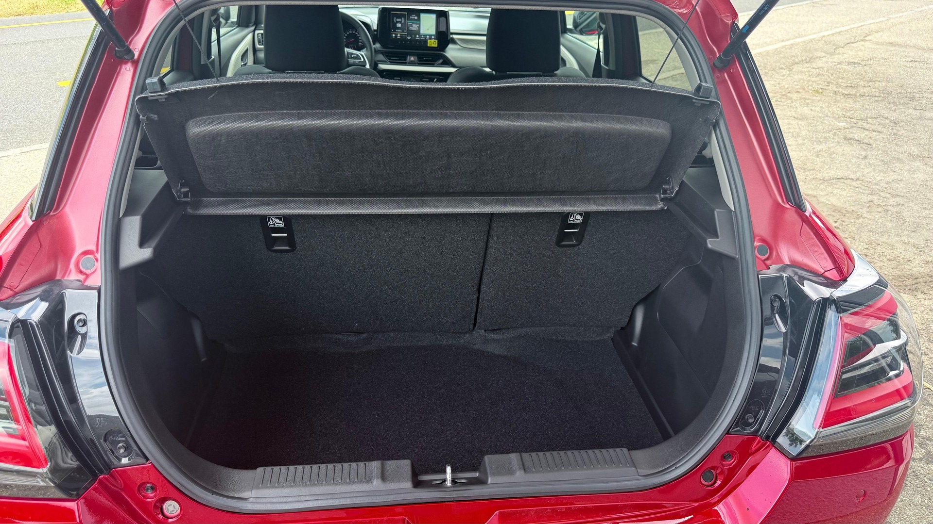 SUZUKI Swift 1.2 Sakura Hybrid-image-6