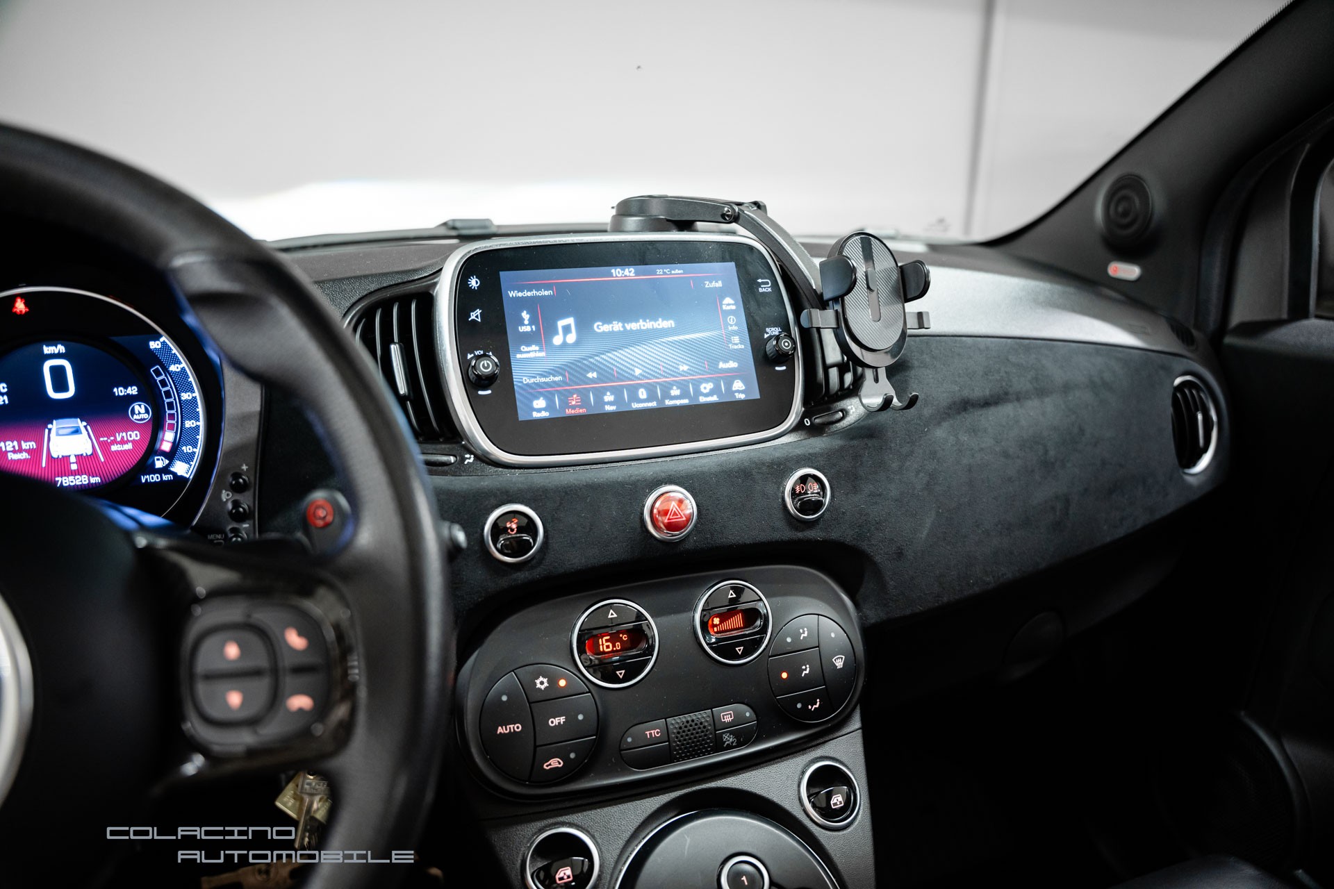 FIAT 595C 1.4 16V Turbo Abarth Competizione Dualogic-image-23