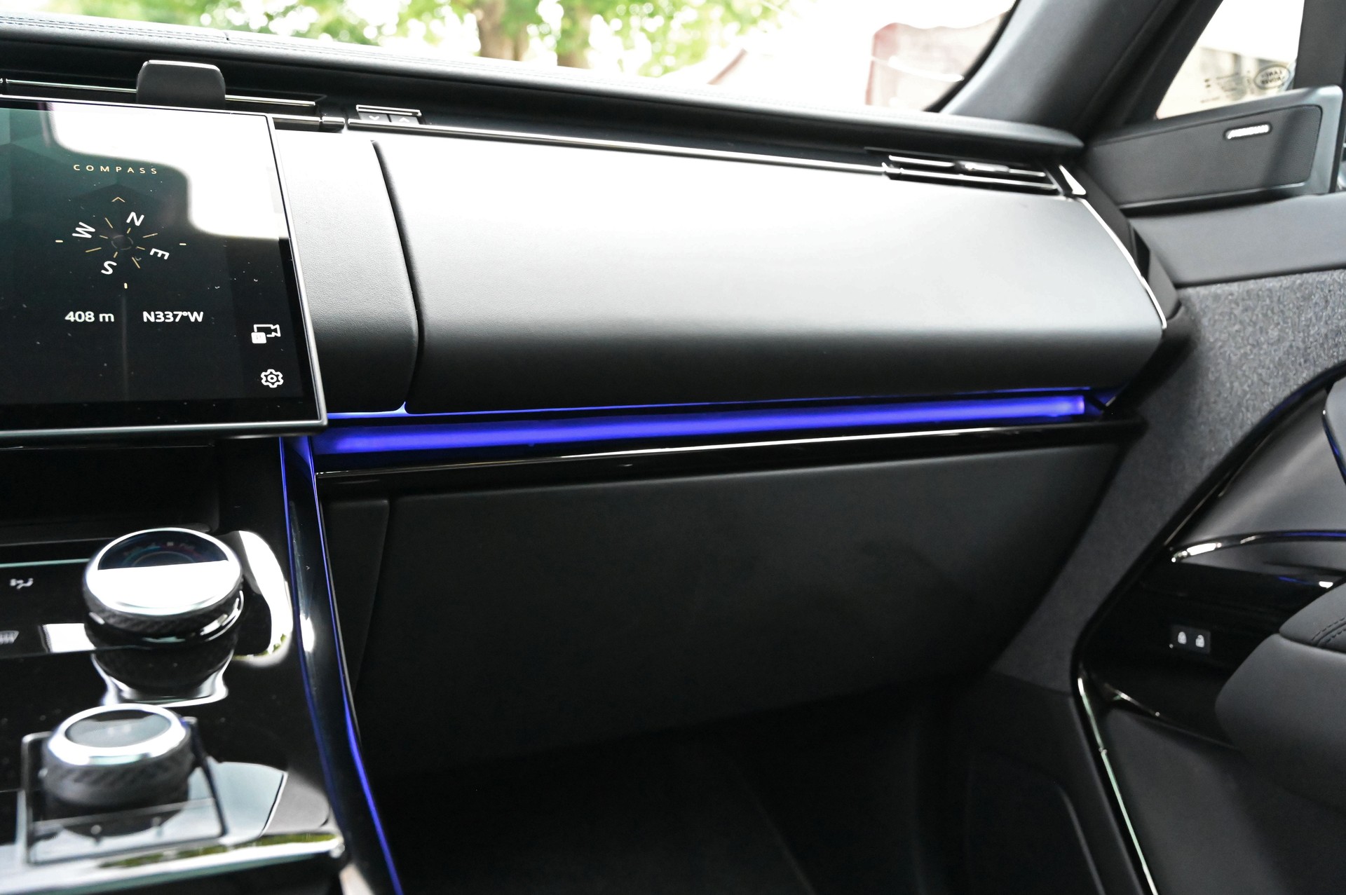 LAND ROVER Range Rover Sport D300 3.0 I6 Dynamic SE Automatic-image-15