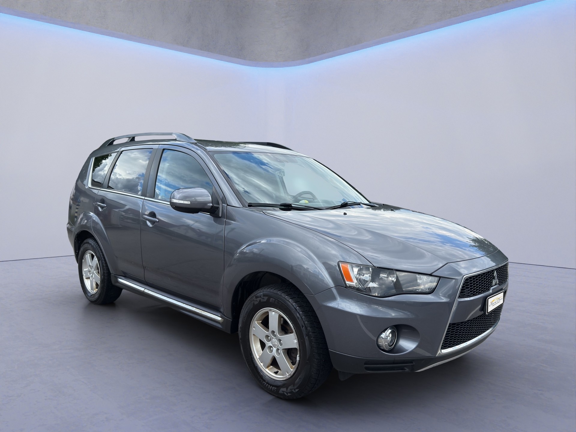 MITSUBISHI Outlander 2.2 DID Inform 4WD-image-1