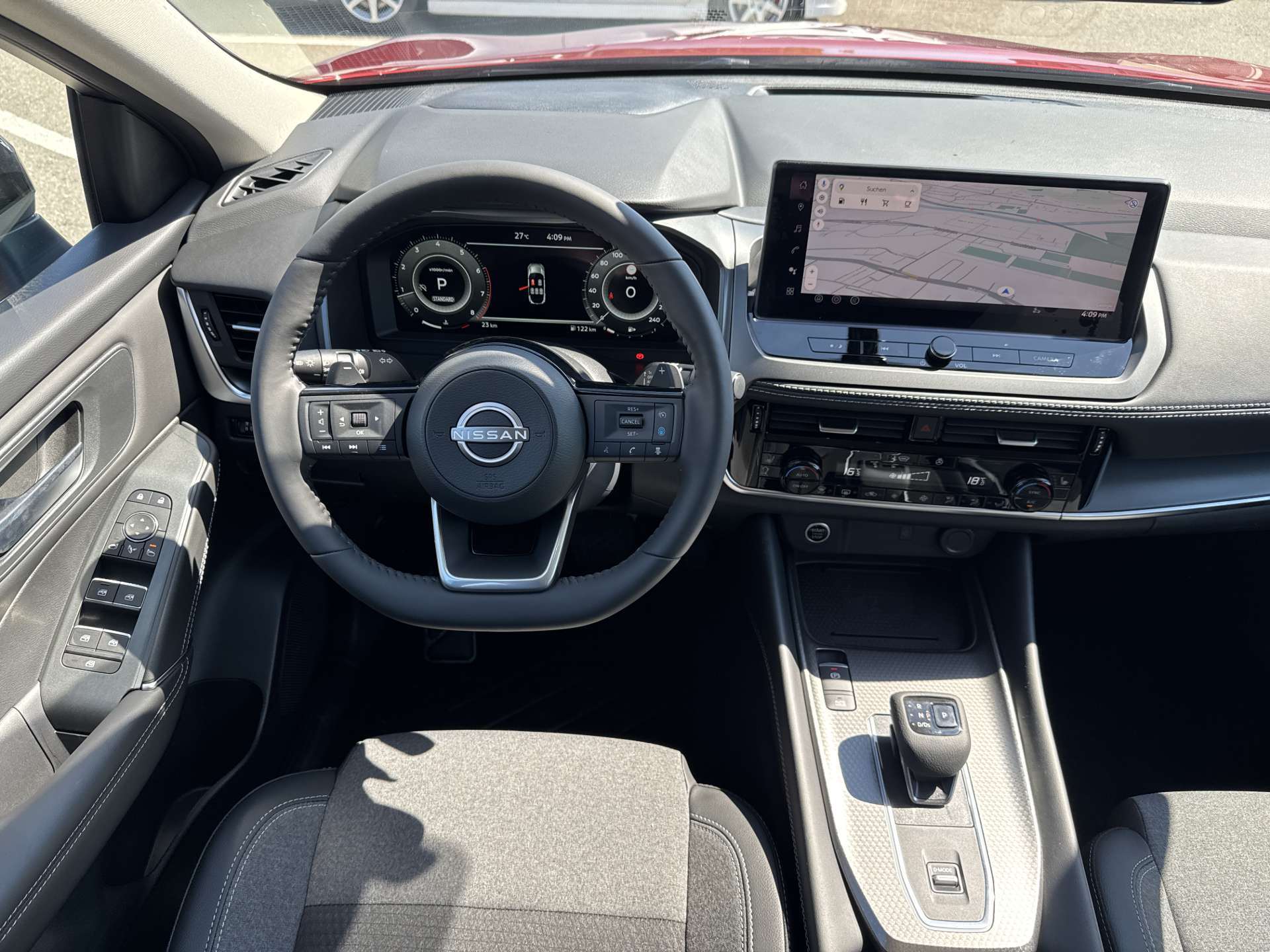 NISSAN Qashqai 1.3 DIG-T MHEV N-Connecta Xtronic-Automat-image-4