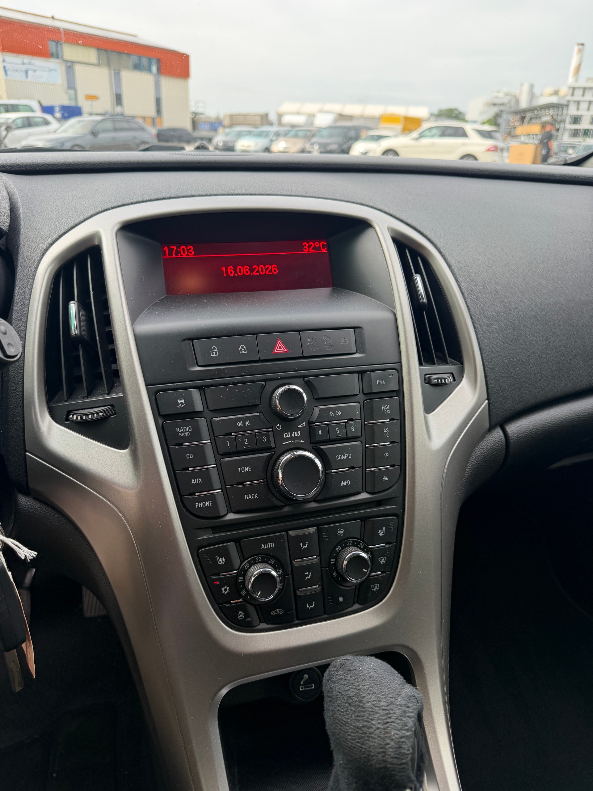 OPEL Astra SportsTourer 1.6i 16V Turbo Enjoy Automatic-image-11