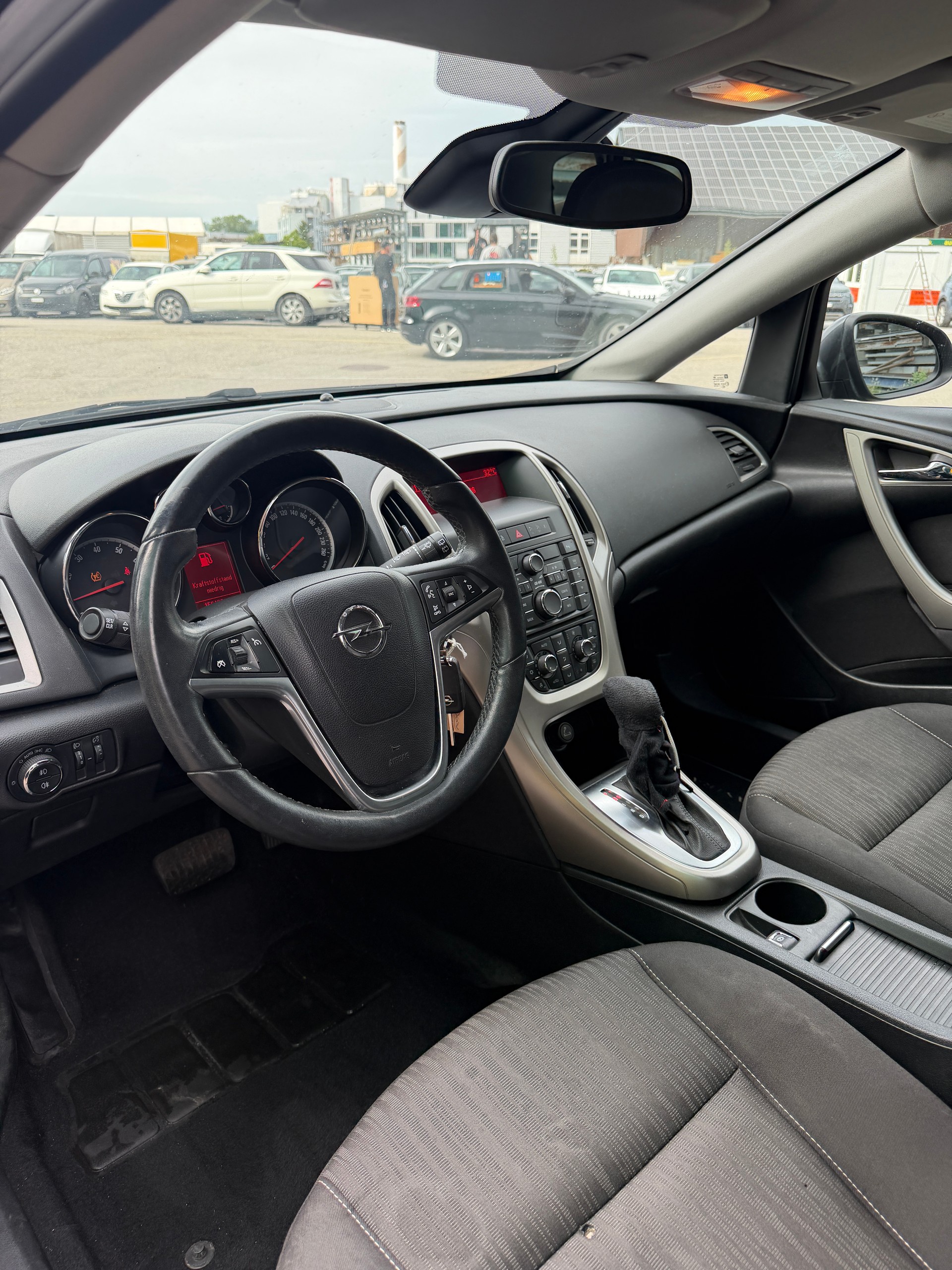 OPEL Astra SportsTourer 1.6i 16V Turbo Enjoy Automatic-image-8