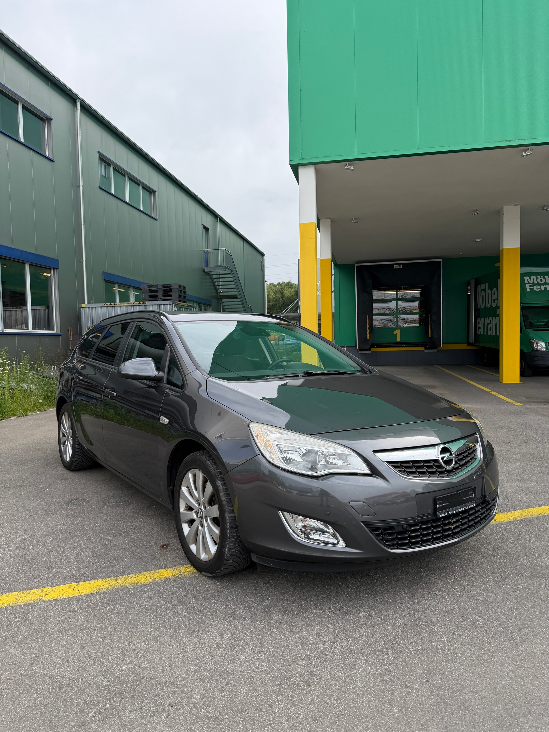 OPEL Astra SportsTourer 1.6i 16V Turbo Enjoy Automatic-image-0