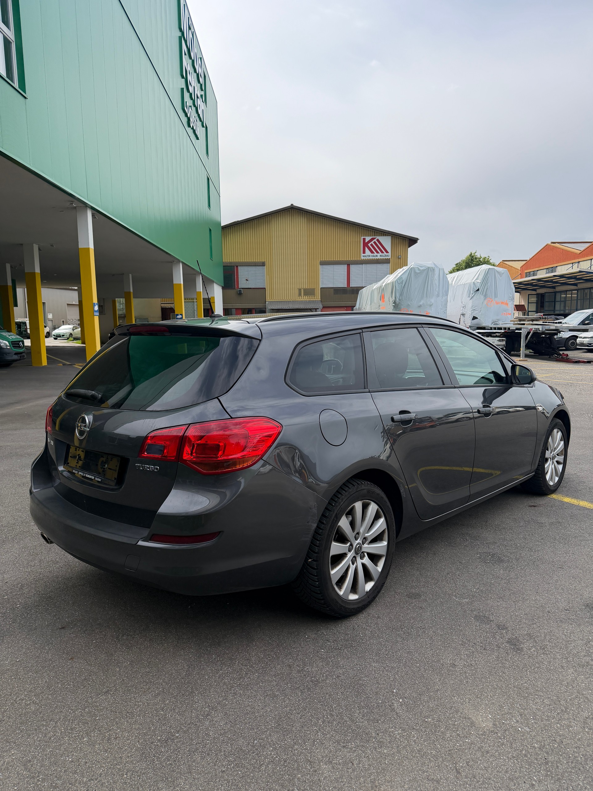 OPEL Astra SportsTourer 1.6i 16V Turbo Enjoy Automatic-image-6