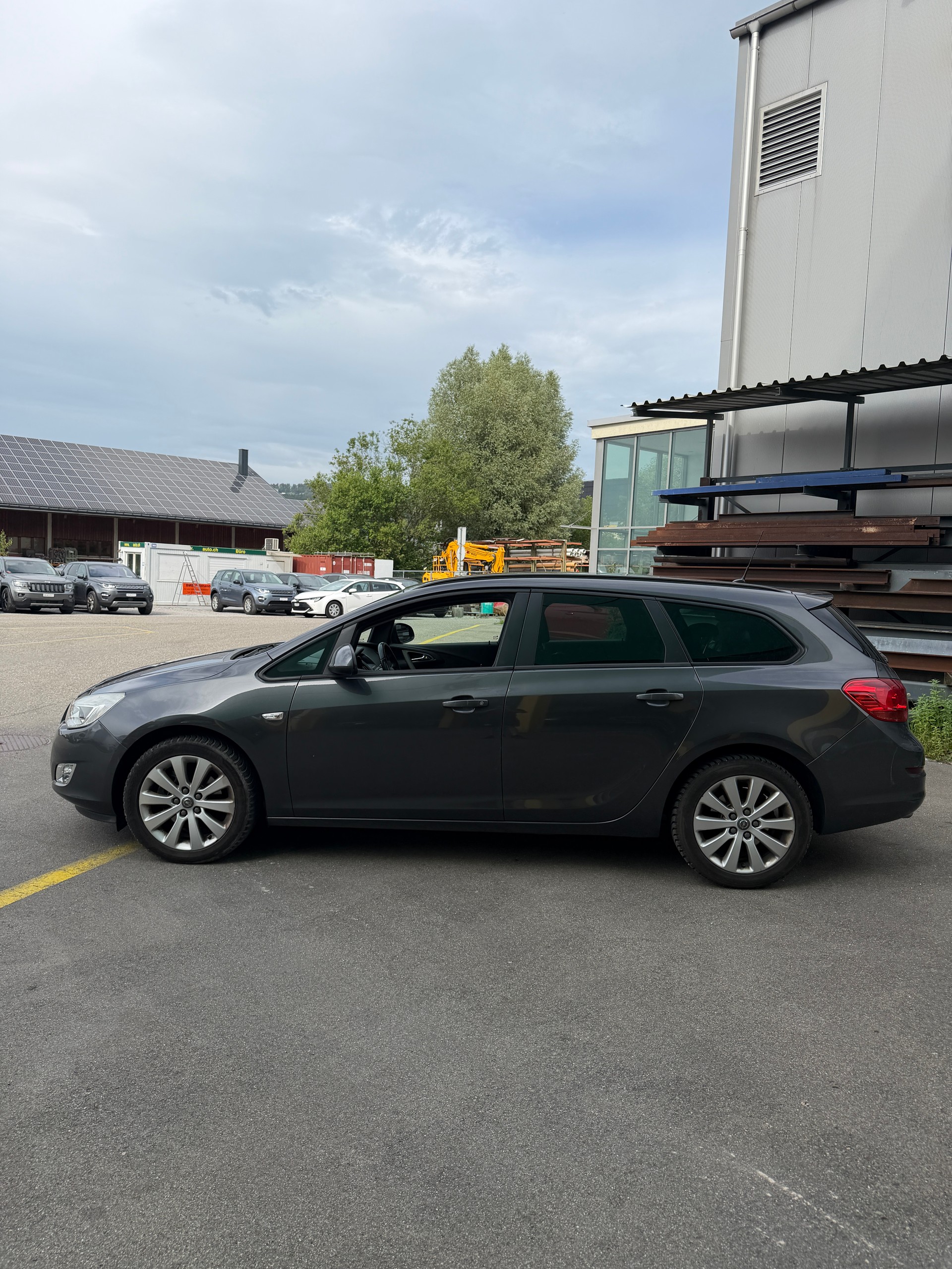 OPEL Astra SportsTourer 1.6i 16V Turbo Enjoy Automatic-image-3