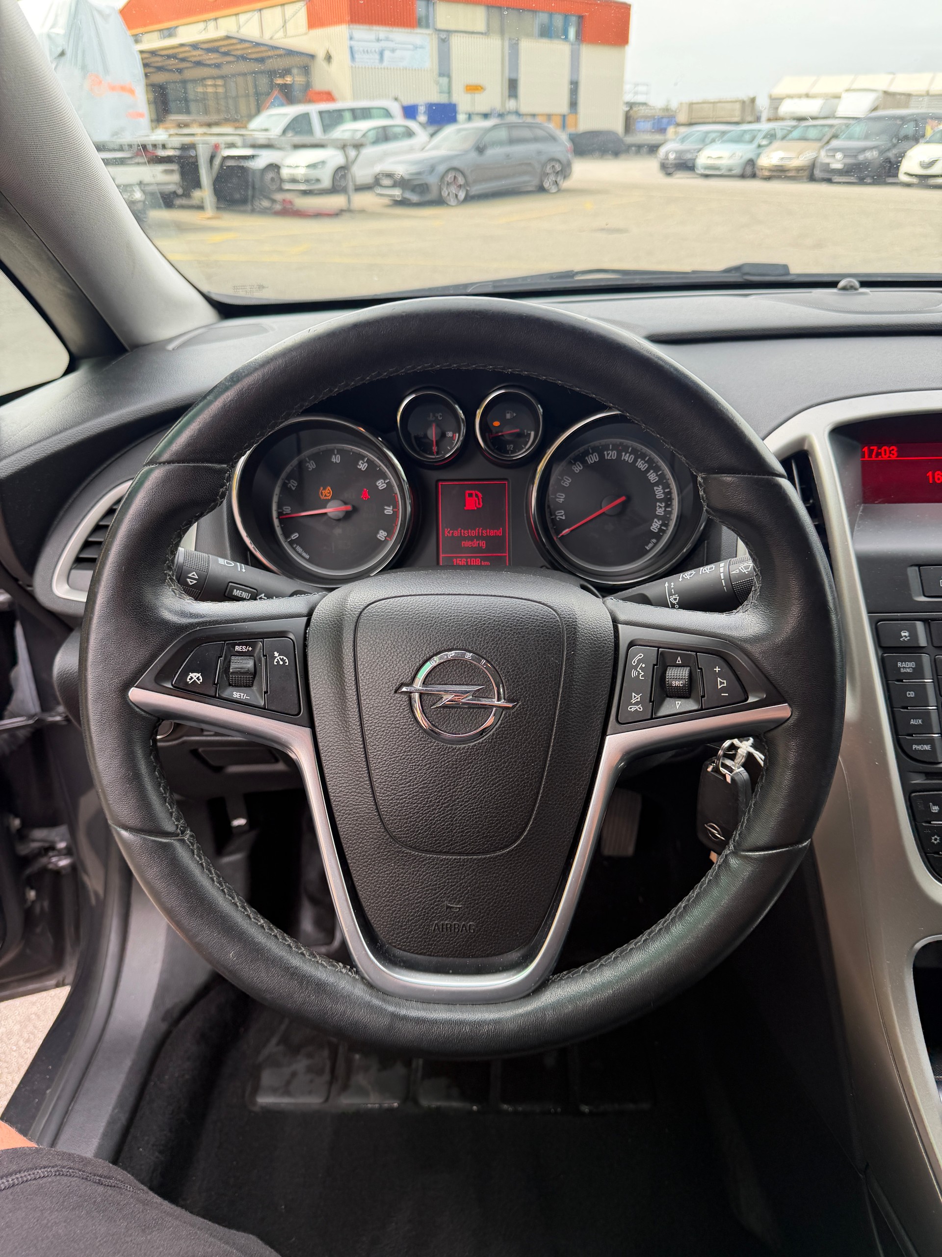 OPEL Astra SportsTourer 1.6i 16V Turbo Enjoy Automatic-image-12