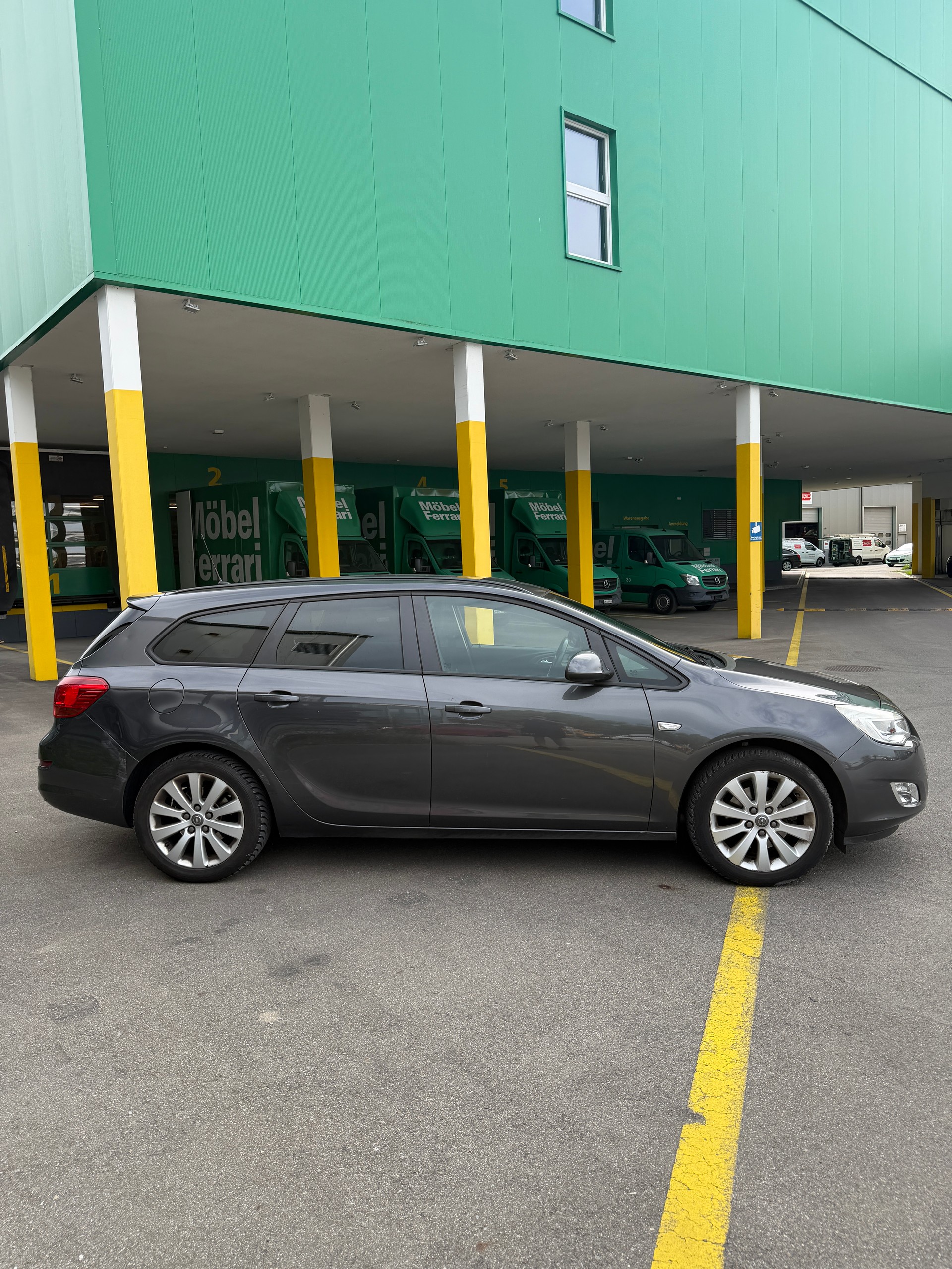 OPEL Astra SportsTourer 1.6i 16V Turbo Enjoy Automatic-image-7