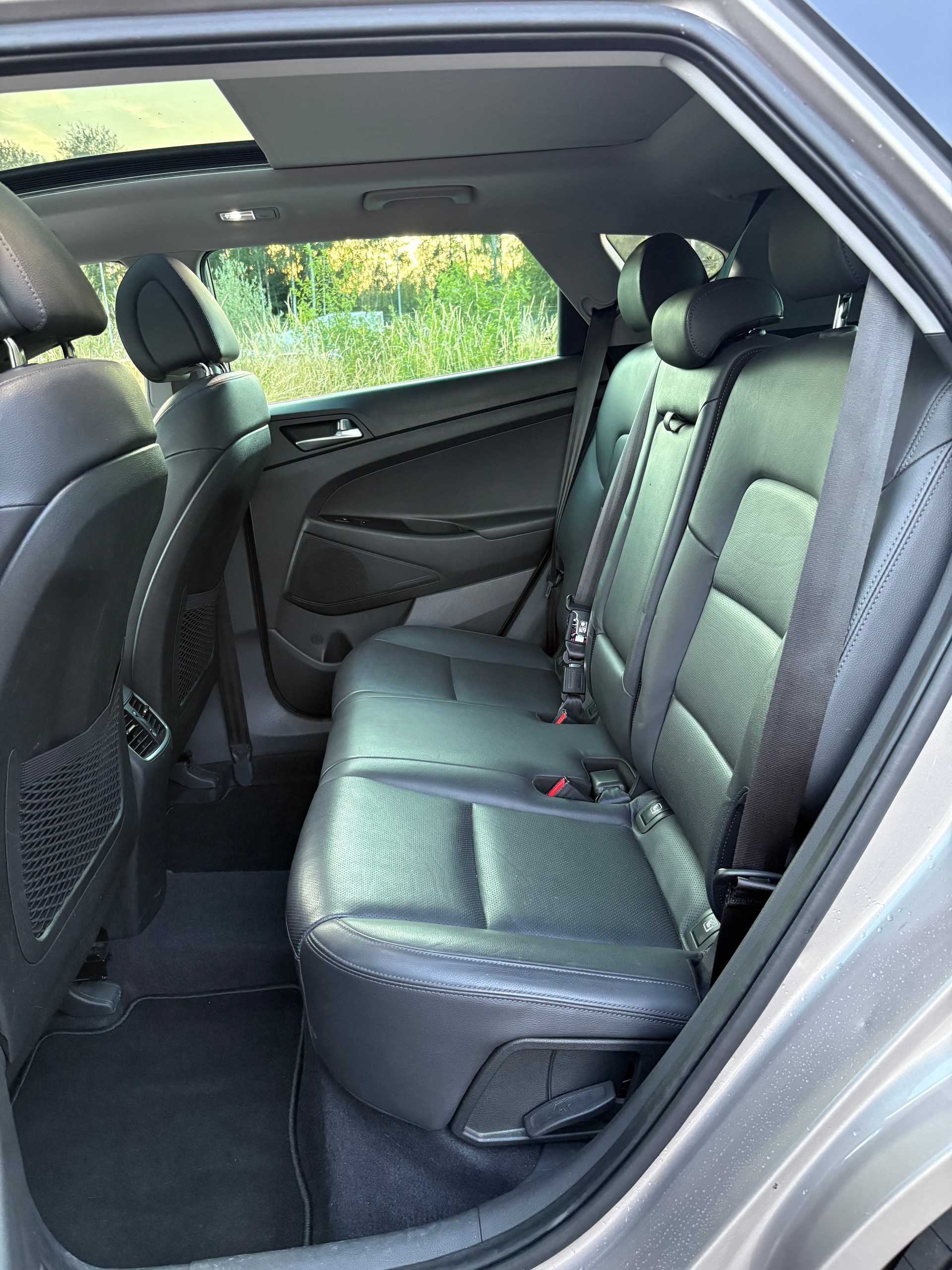 HYUNDAI Tucson 1.6 TGDI Plena 4WD Automatic-image-9